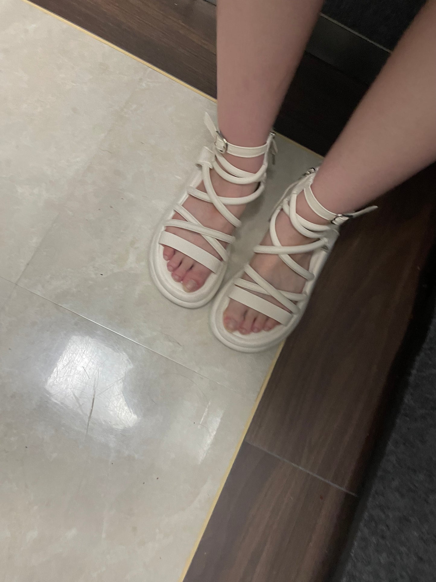 編み上げサンダル DPB74050