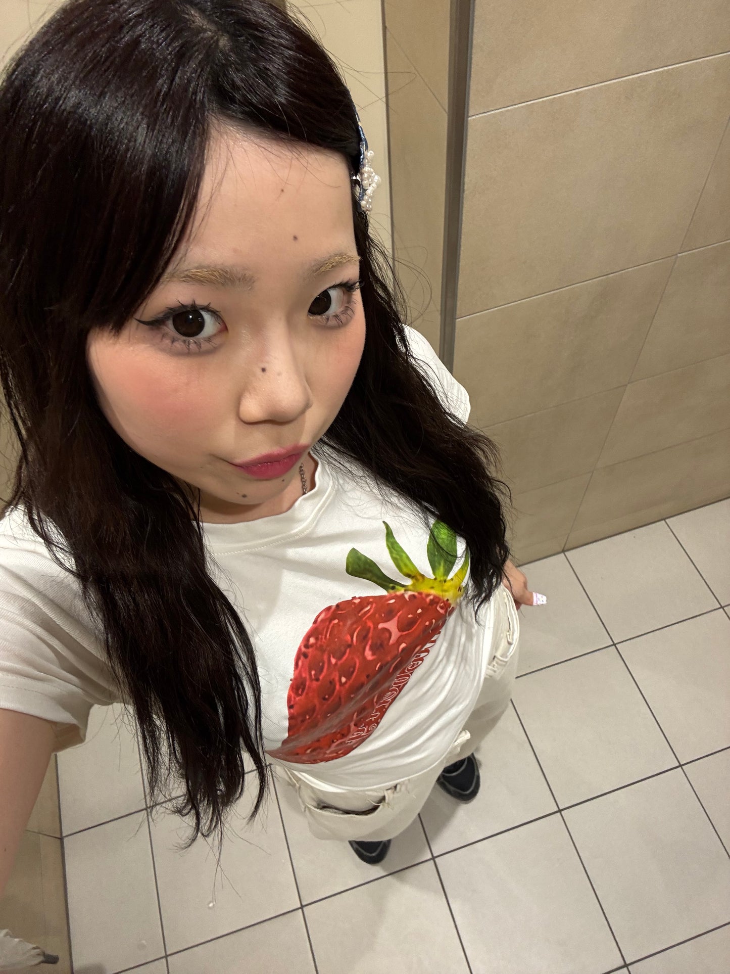 ストロベリーシンプルロゴTシャツ DPB89020
