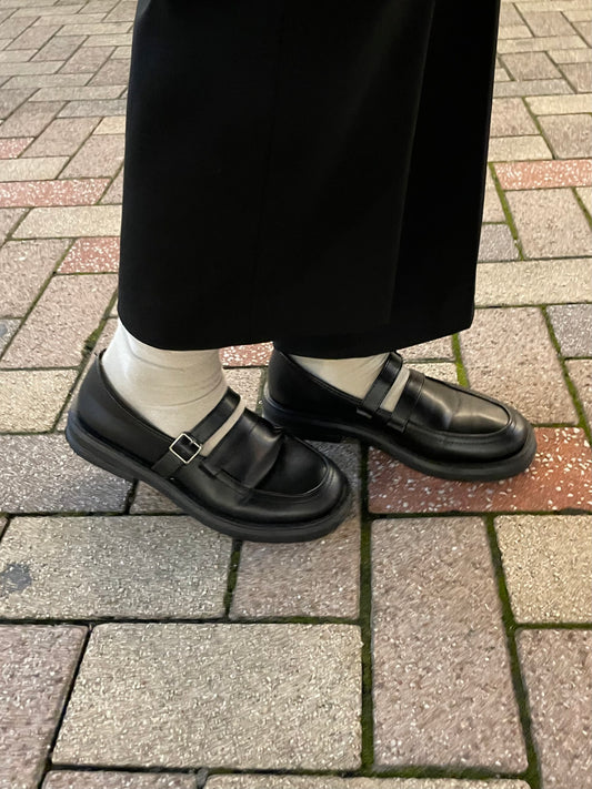 レトロブラックローファー DPB64044