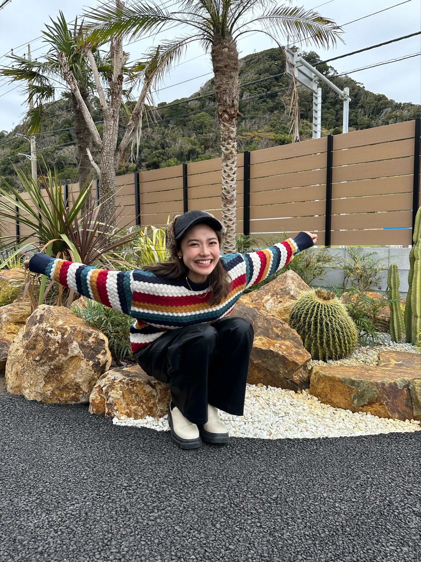 ルーズレザーパンツ DPB47218