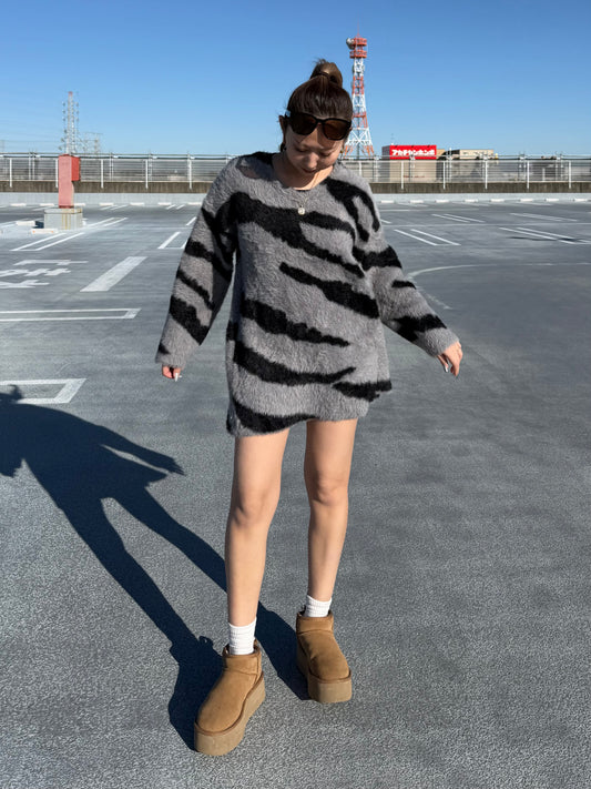 ゼブラオーバーニット DPB73556