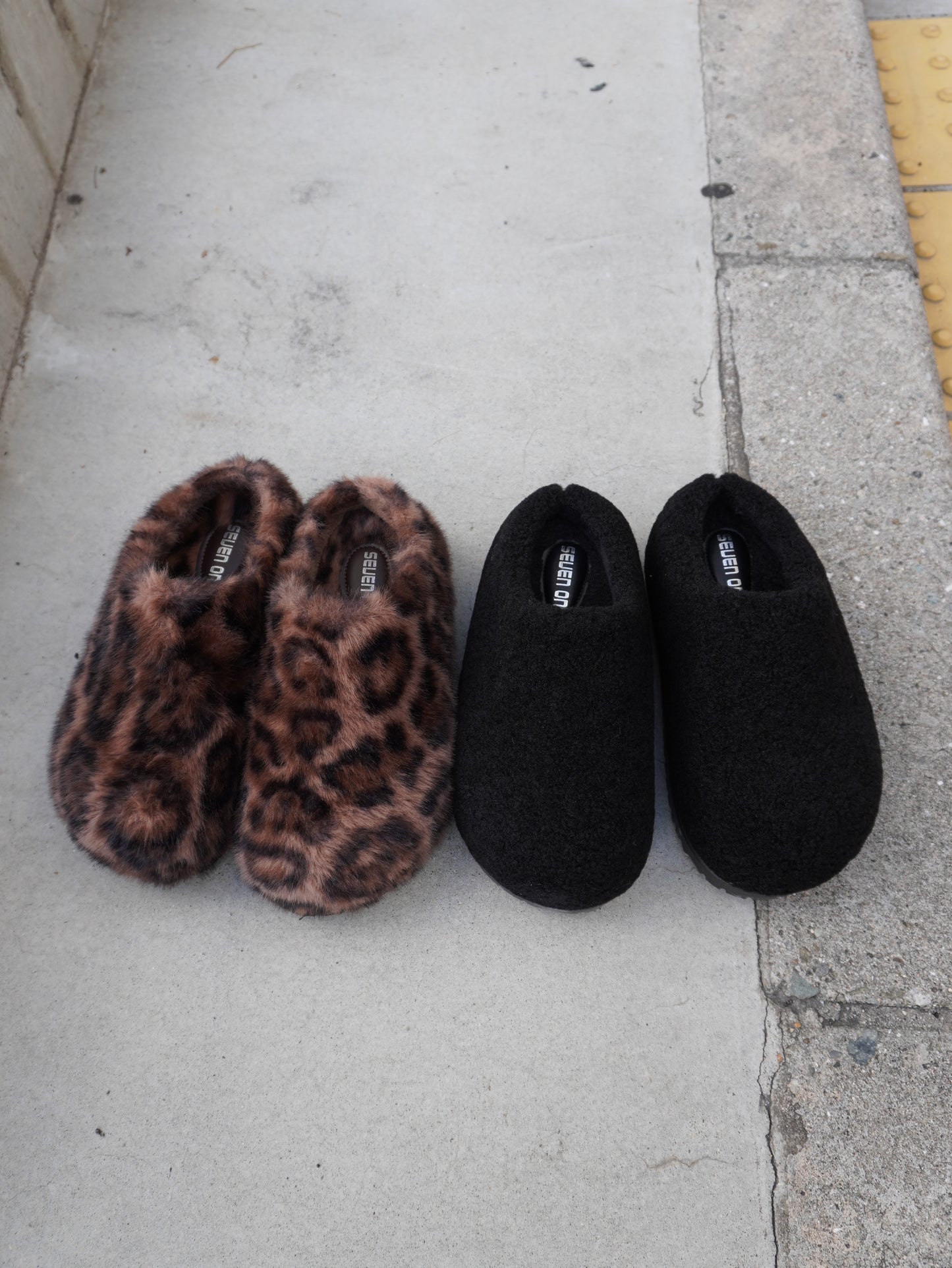 厚底デザインサンダル DPB85382