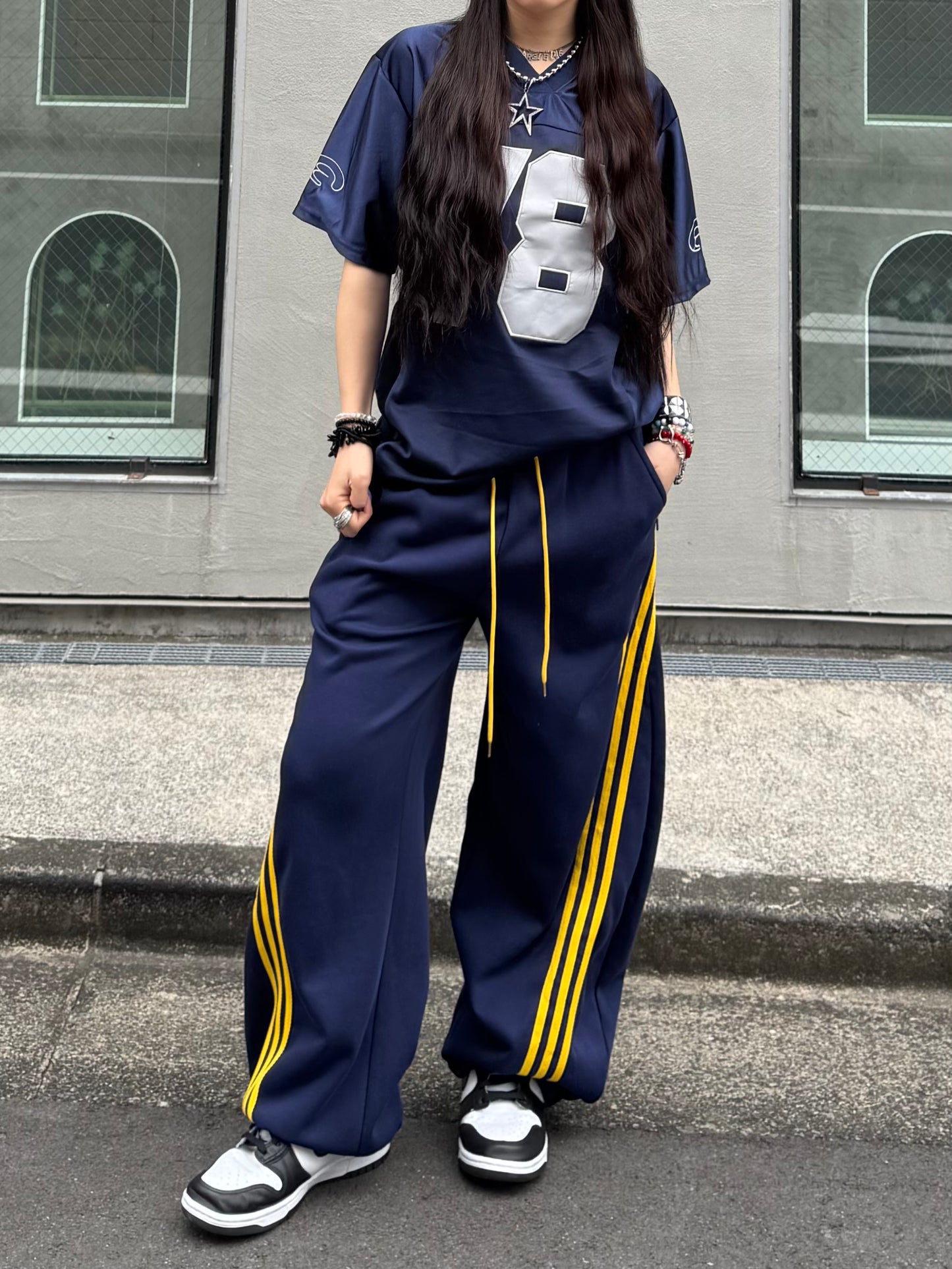 VネックナンバーTシャツ DPB86062