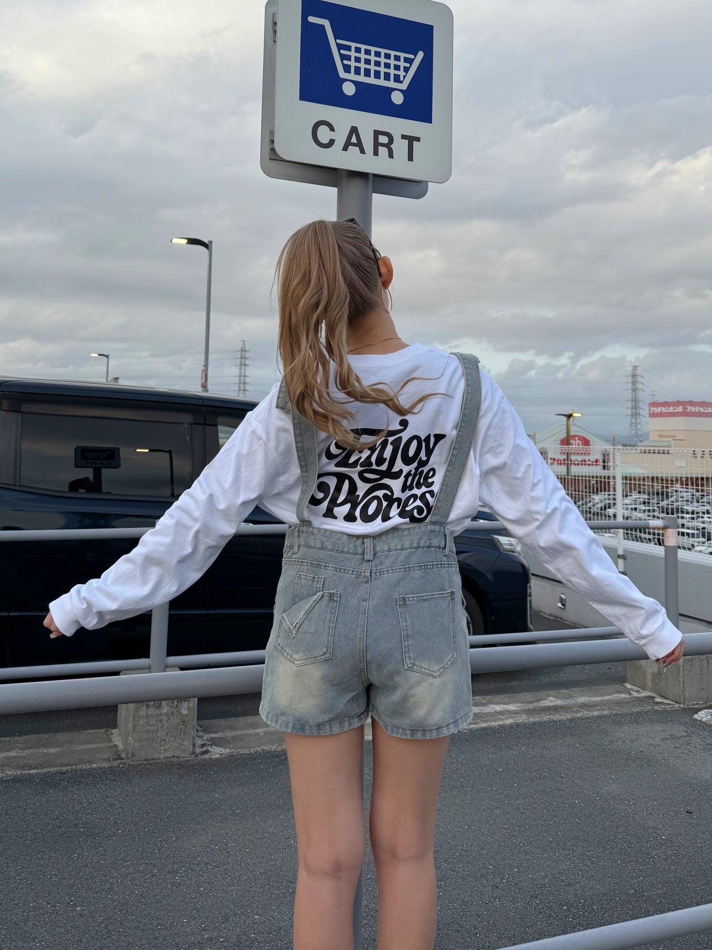 ユニセックスロゴロングスリーブTシャツ DPB73254