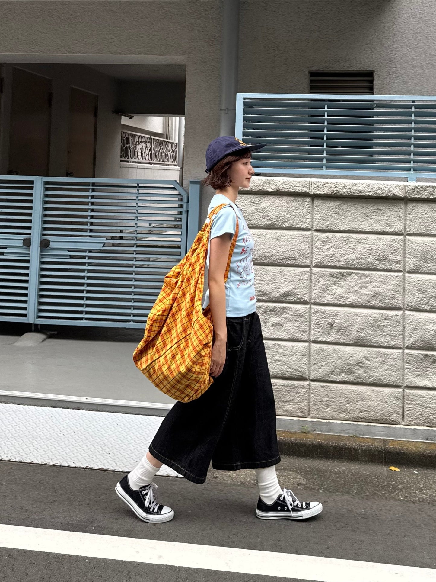 スマイリーフラワーTシャツ DPB91002