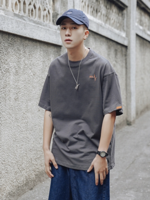 バックデザイン刺繍Tシャツ SBA01043