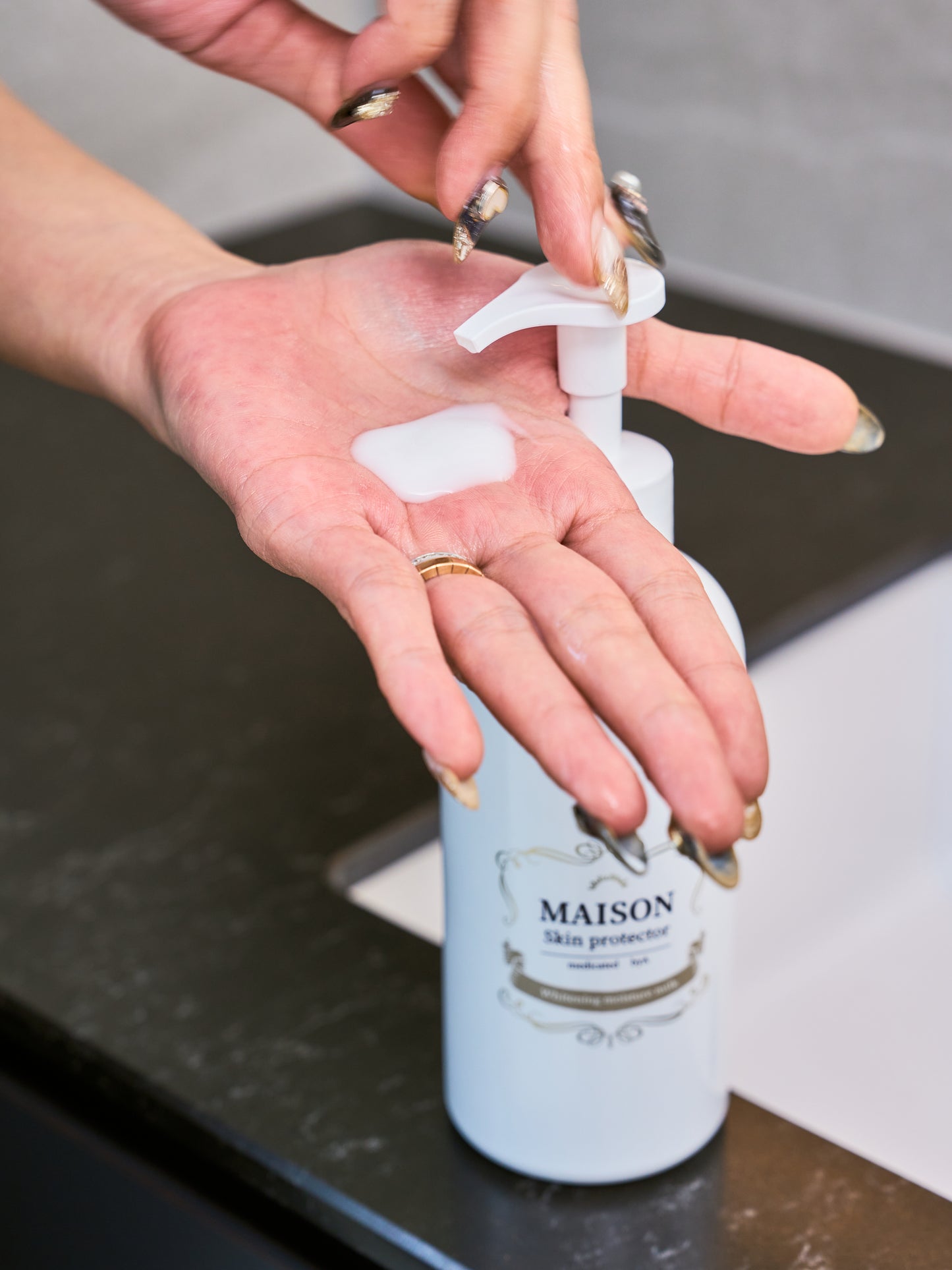 Maison skin protector