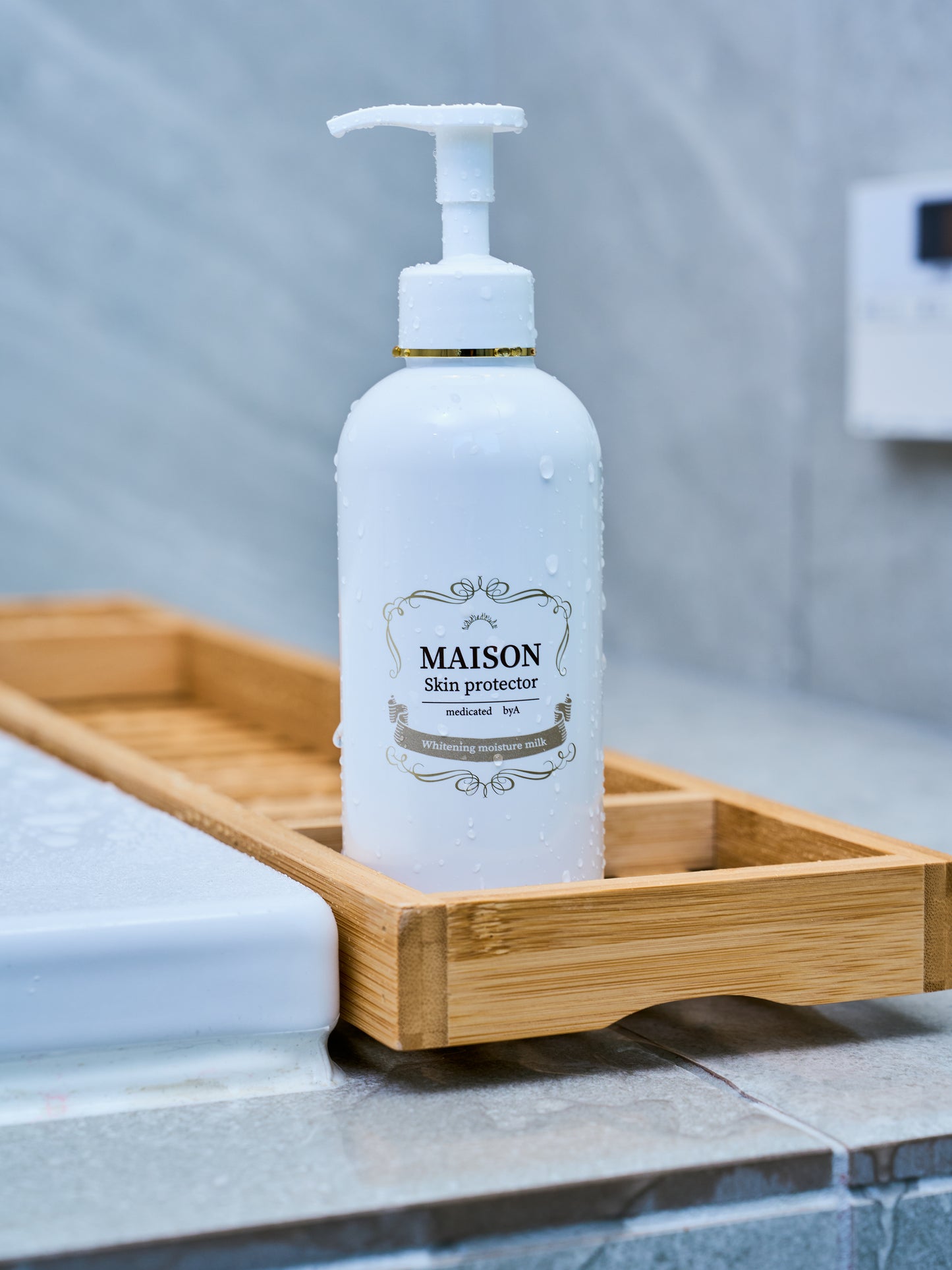 Maison skin protector