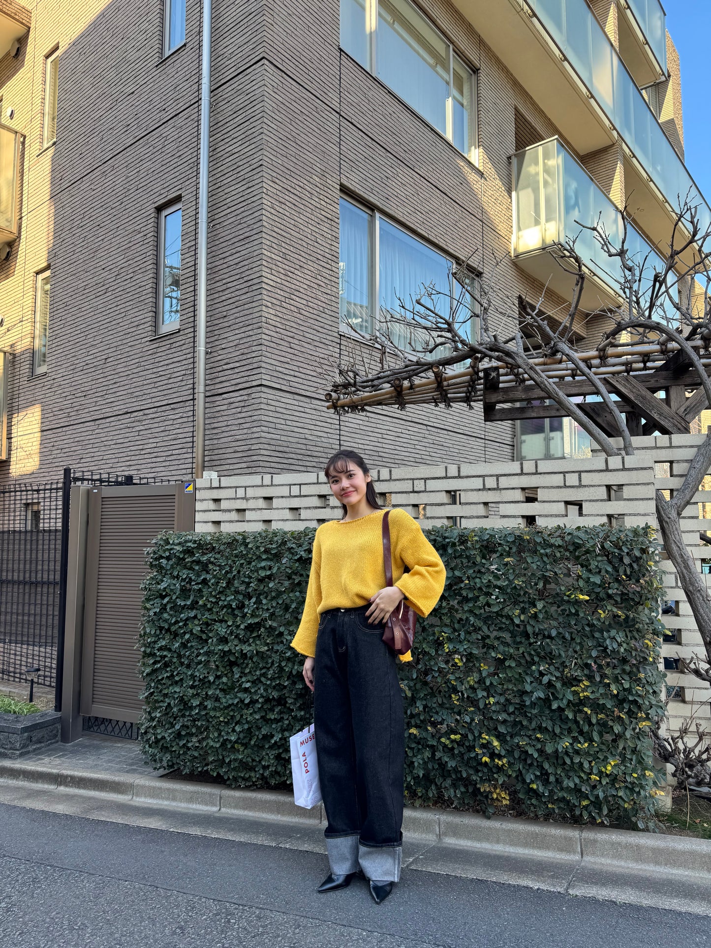 ロールアップブラックデニムパンツ DPB47383