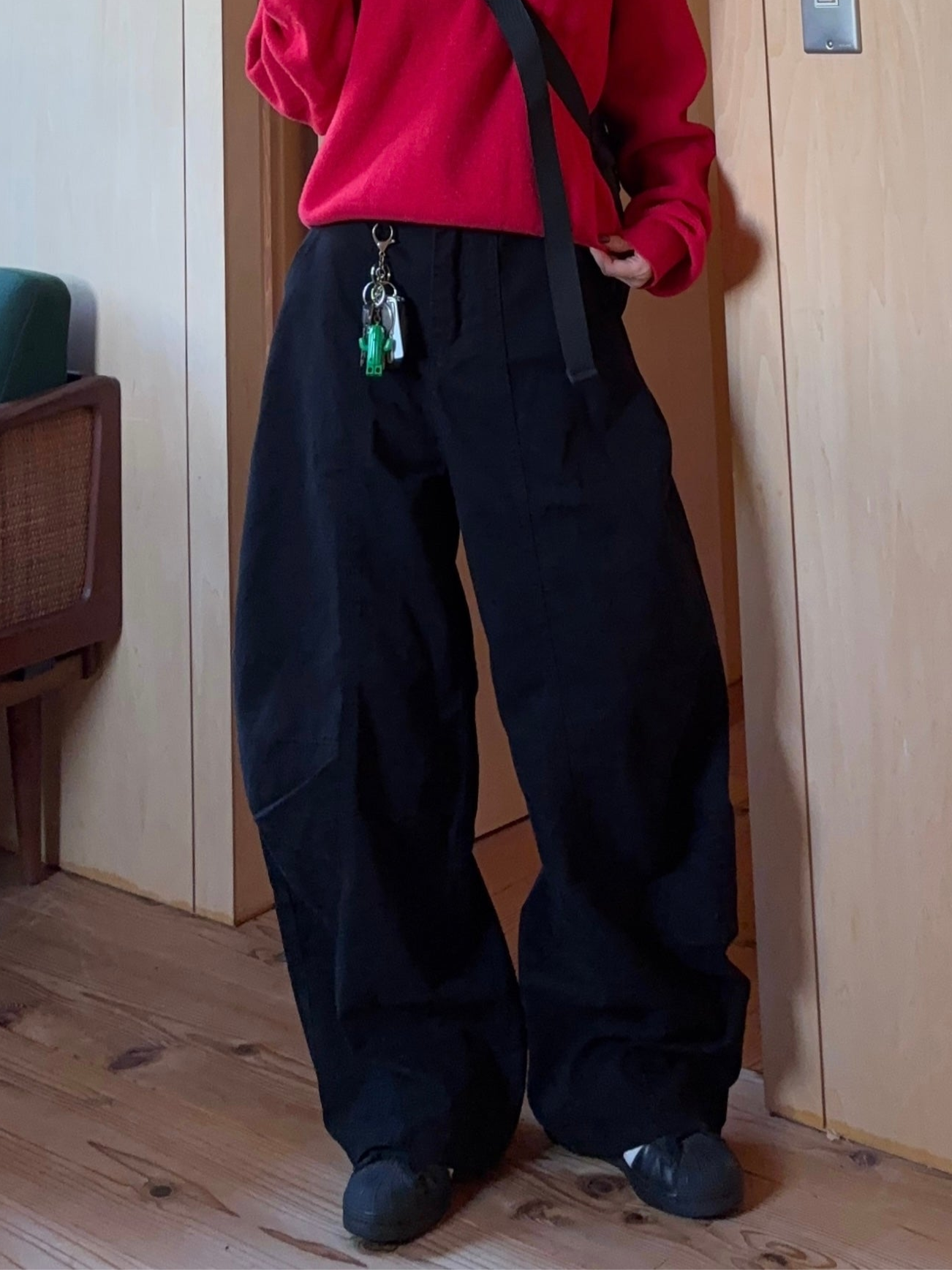 ブラックバルーンパンツ DPB88100 – CRAMMY