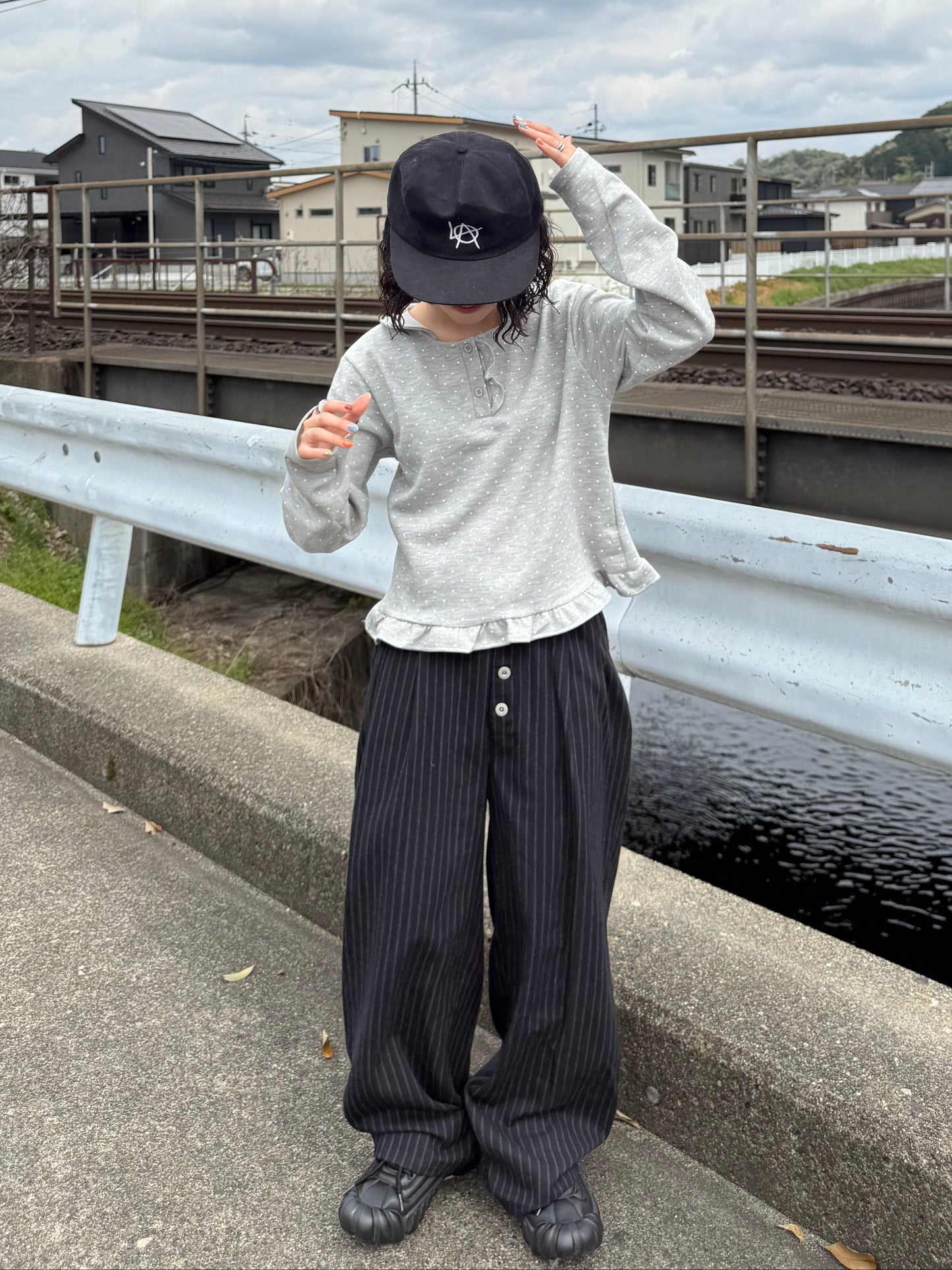 裾フリルデザイントップス DPB70160