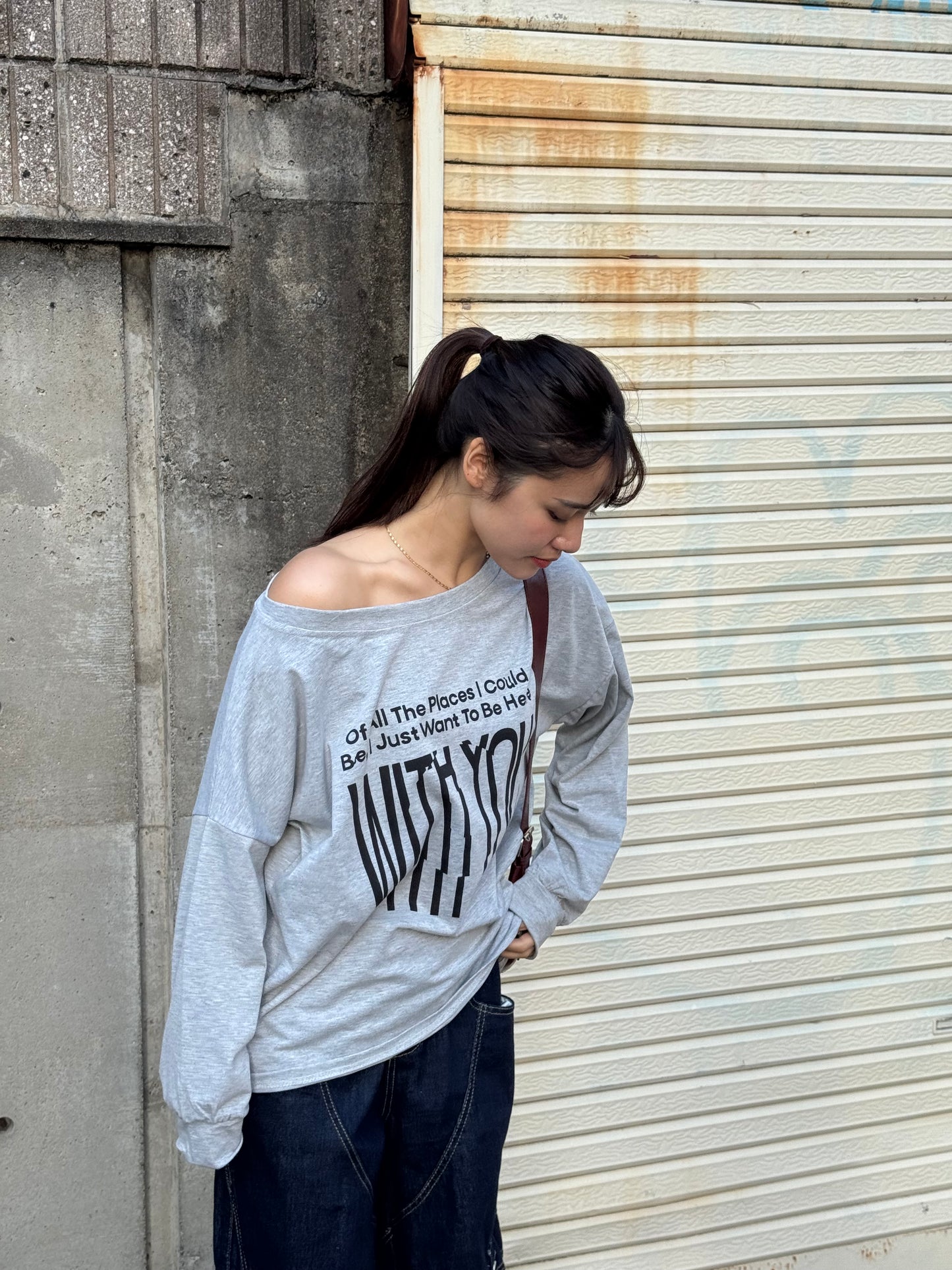 ビッグロゴワンショルカットソー DPB47381