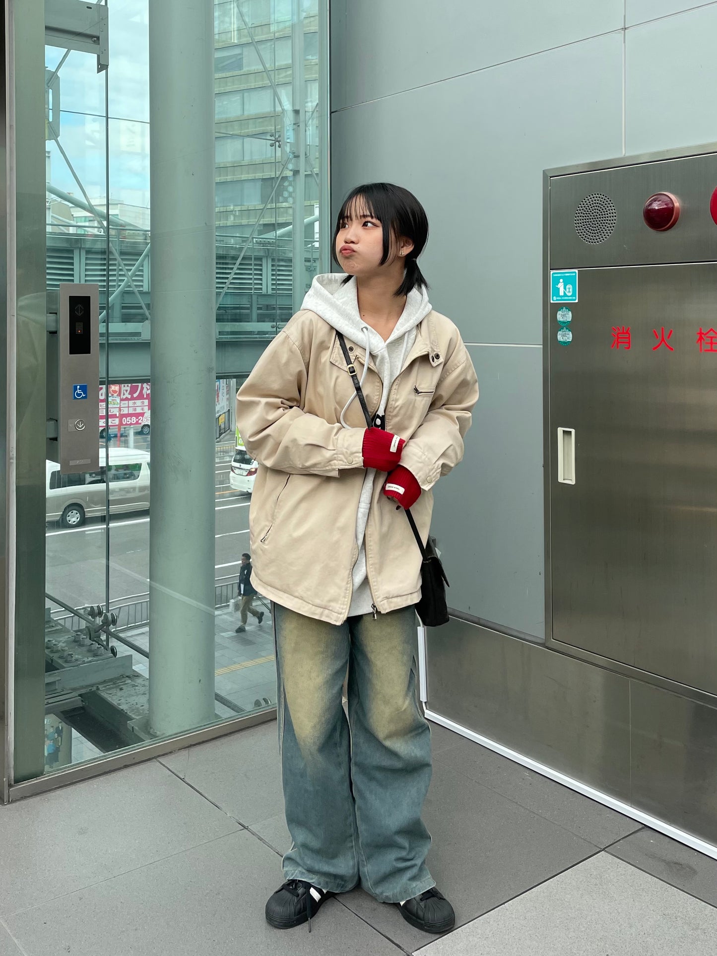 ロゴフードパーカー DPB64055