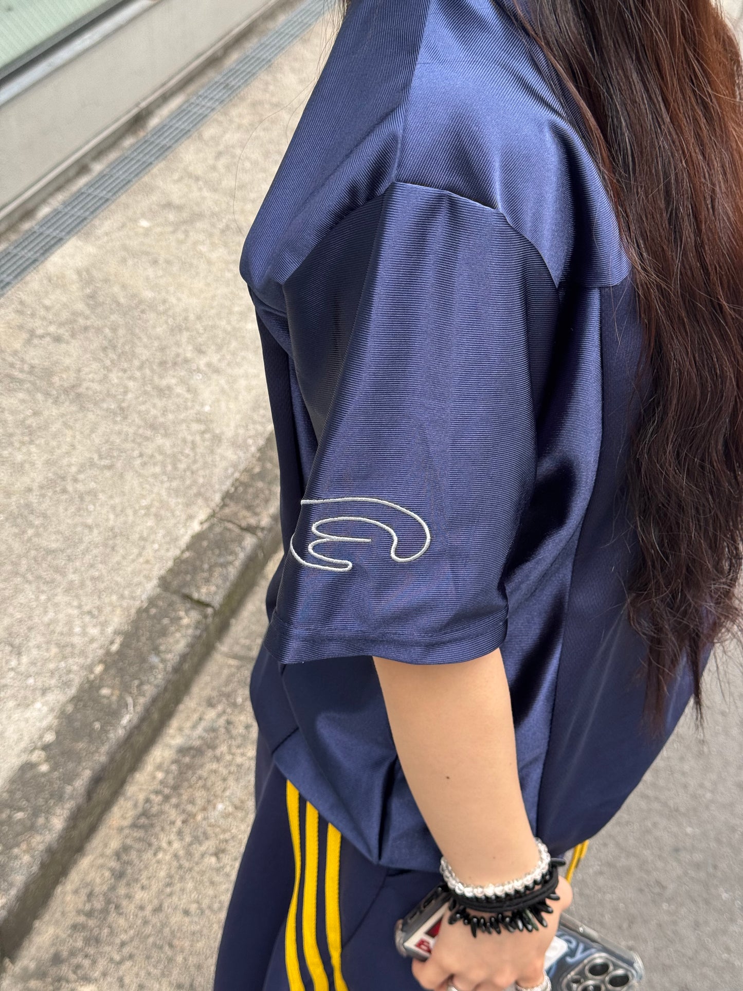 VネックナンバーTシャツ DPB86062