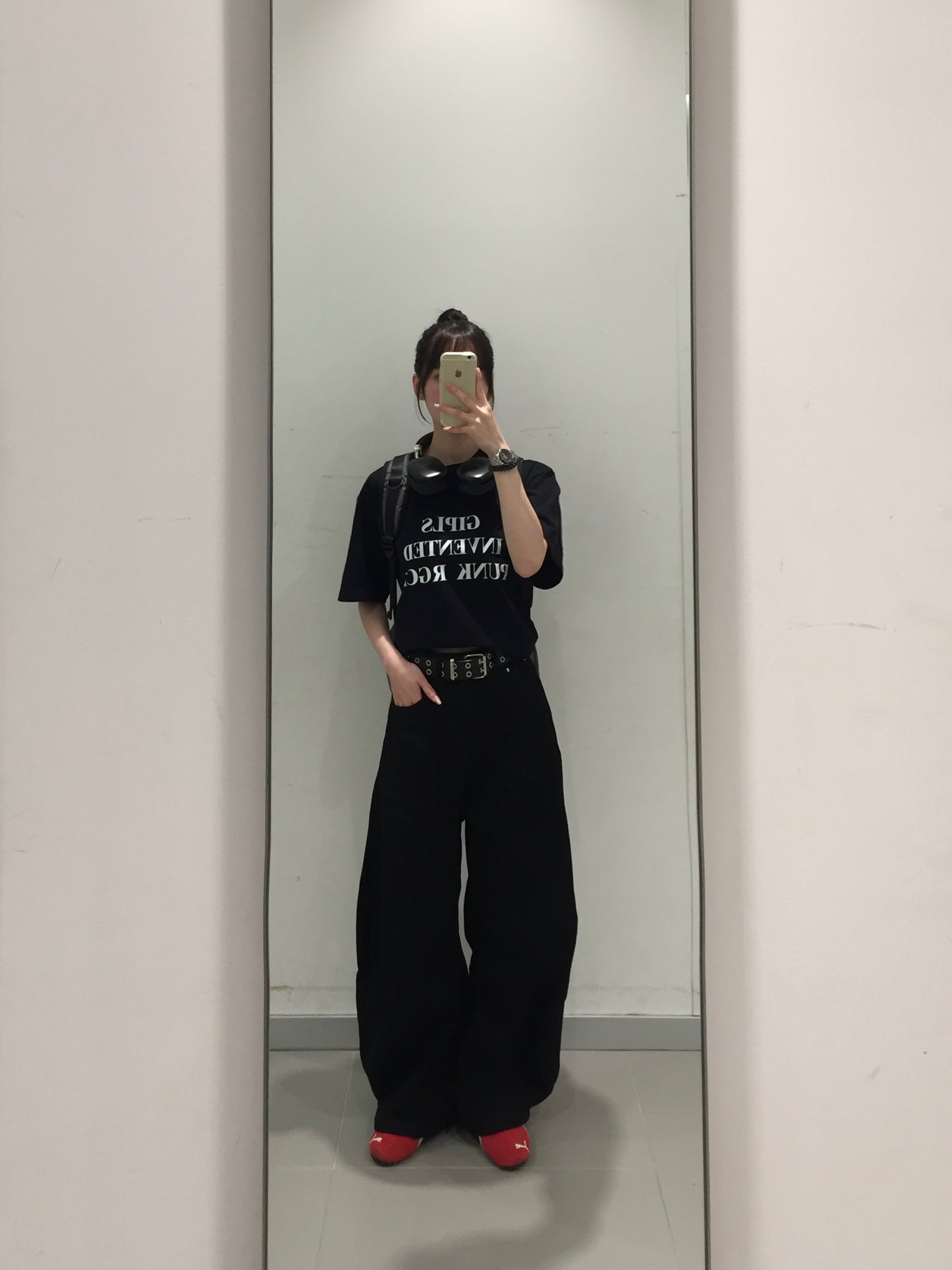 フロントロゴブラックTシャツ DPB88024
