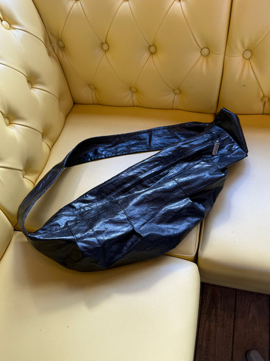 ハーフムーンショルダーバッグ DPB90012