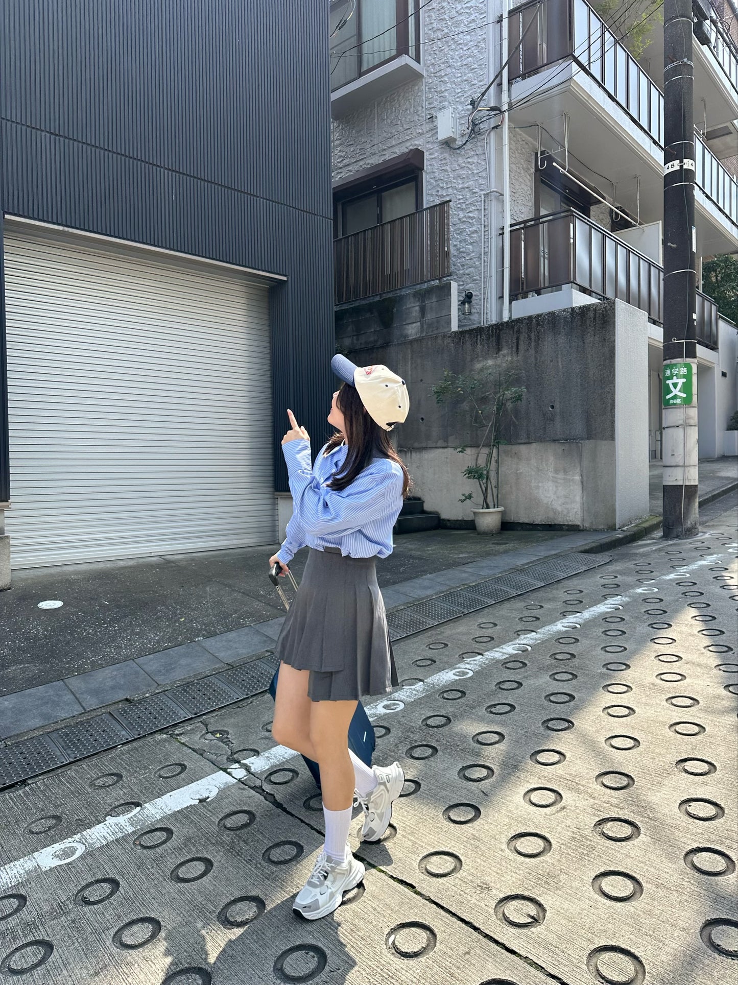 ブルーストライプシャツ DPB47260