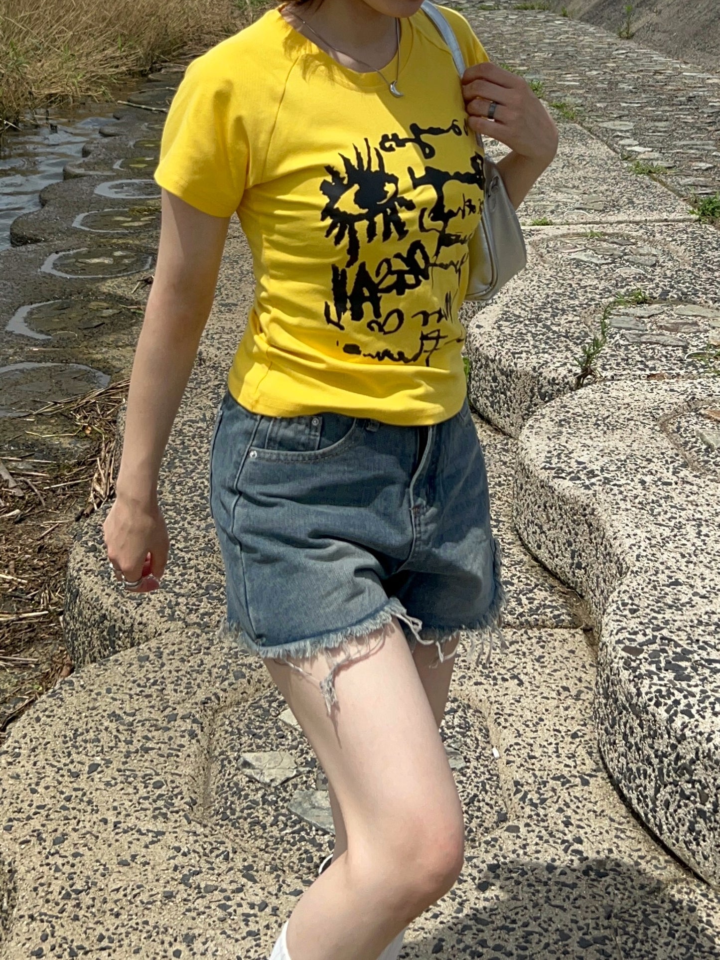 イエローロゴショートTシャツ DPA61384