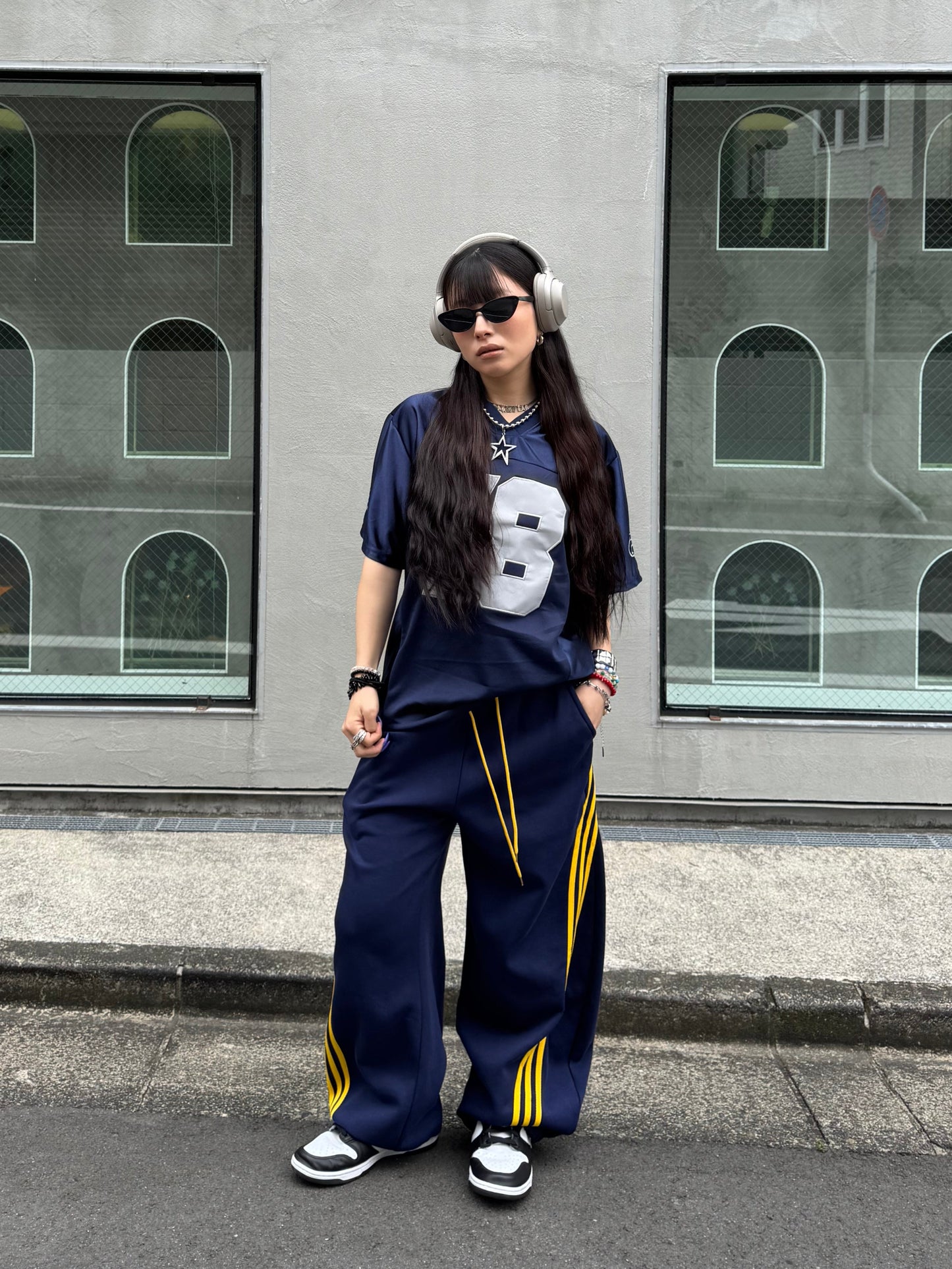 VネックナンバーTシャツ DPB86062