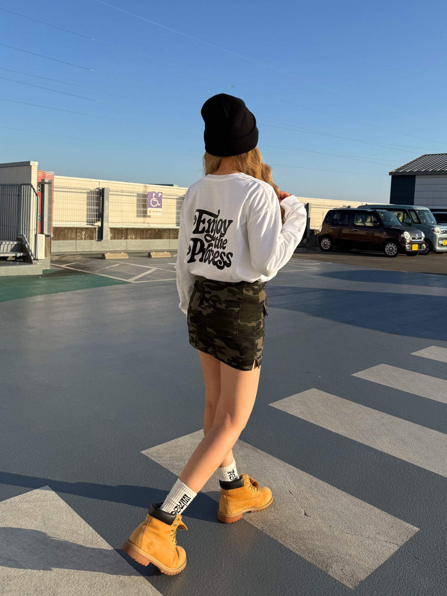 ユニセックスロゴロングスリーブTシャツ DPB73254