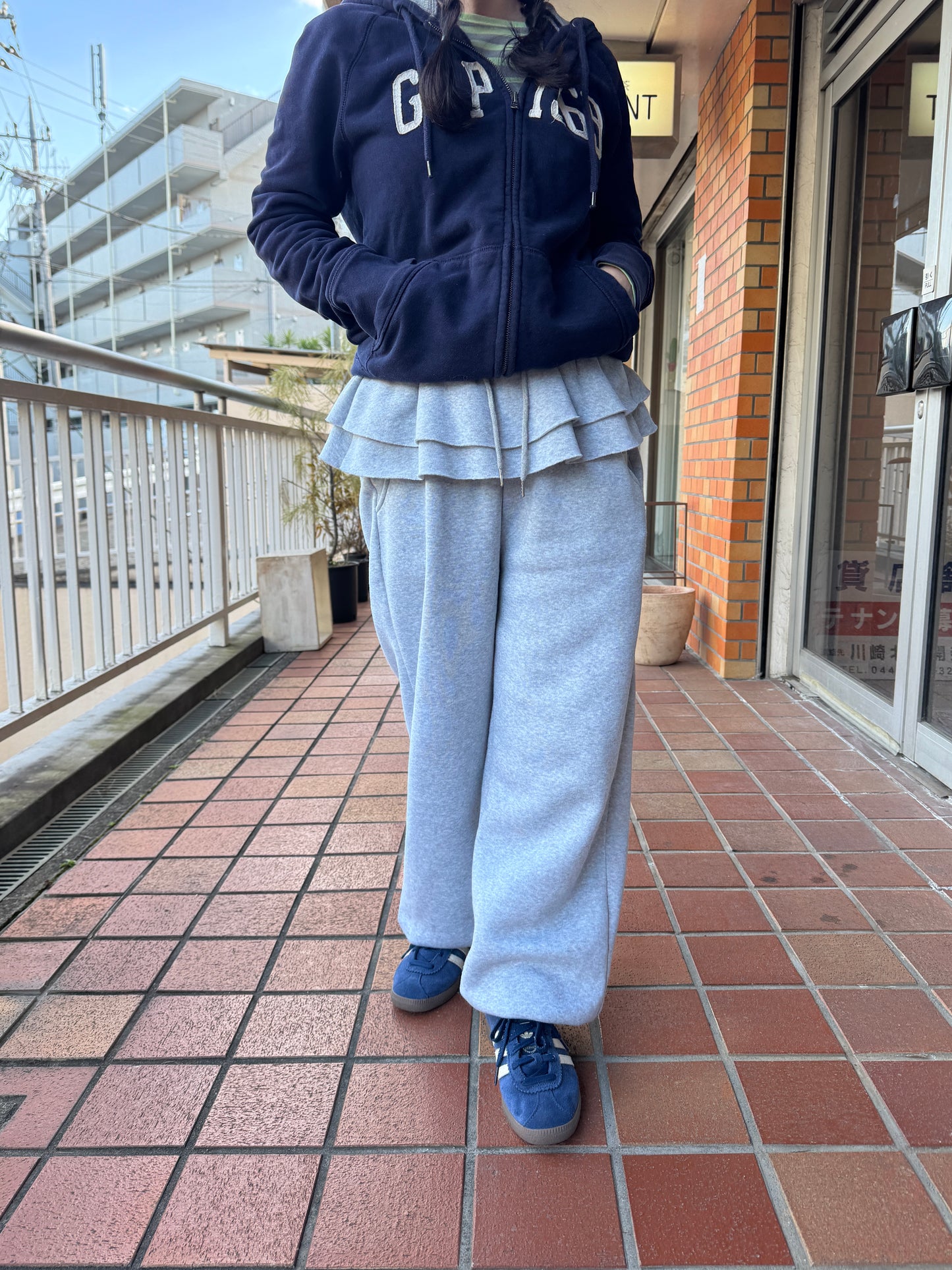 フリルデザインスウェットパンツ DPB84078