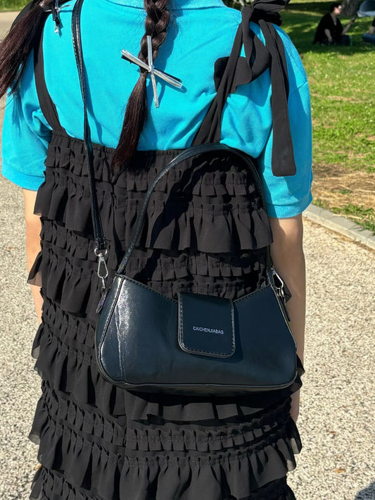 ブラックレザーバッグ DPB63077