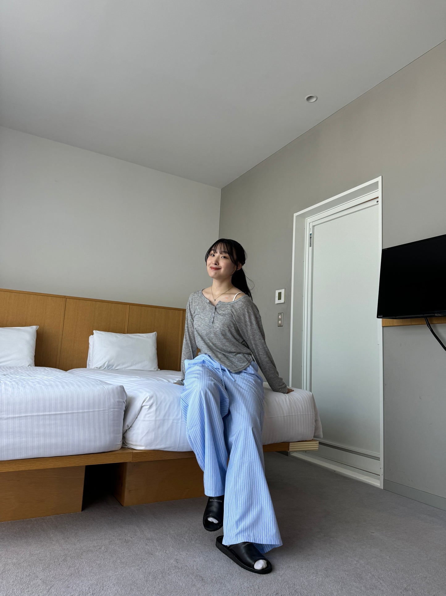 フロントボタンシアーロングTシャツ DPB78001