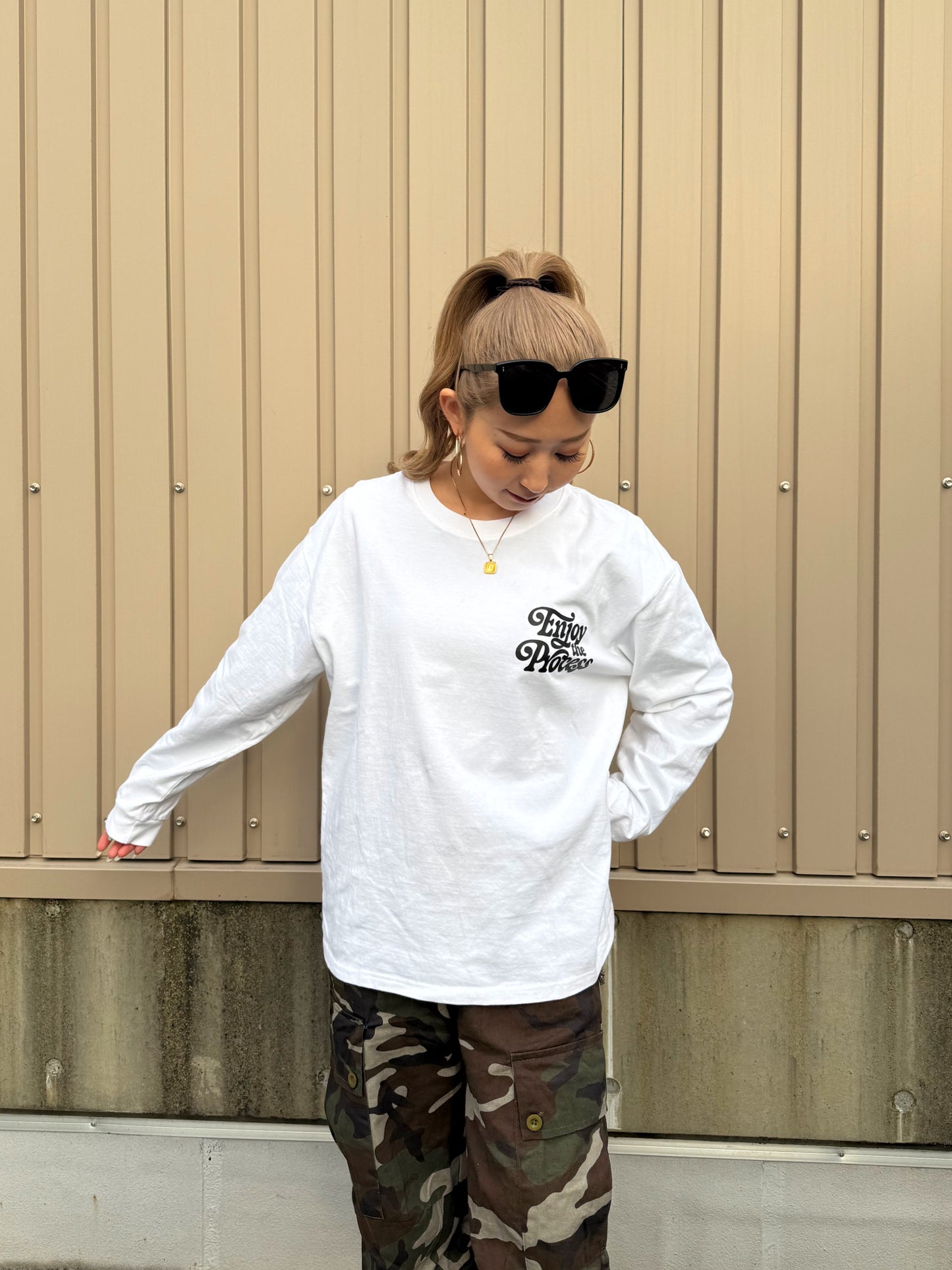 ユニセックスロゴロングスリーブTシャツ DPB73254