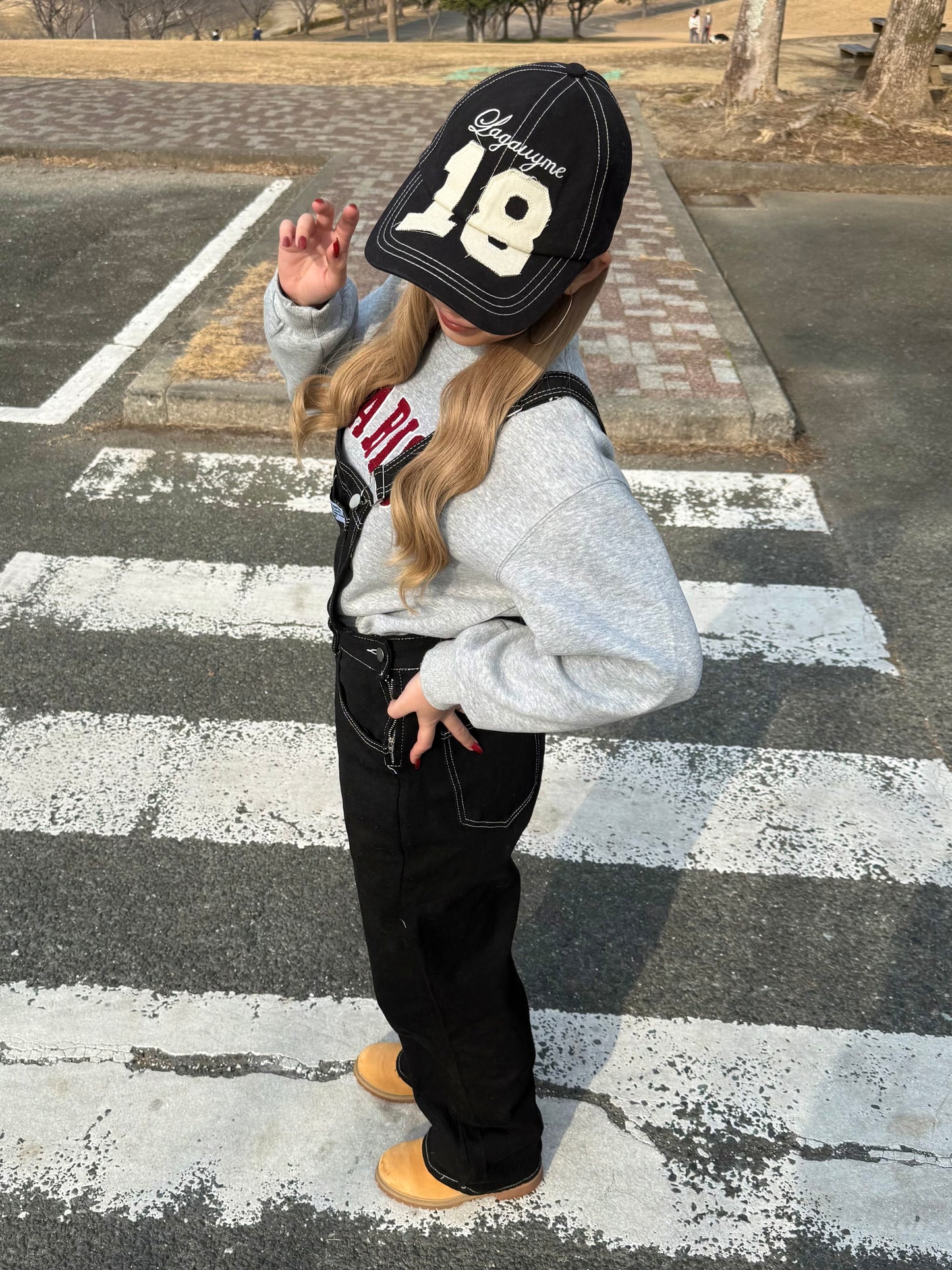 ブラックデニムサロペット DPB73568