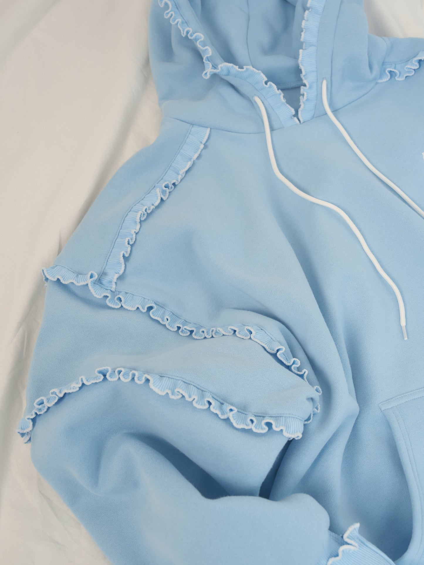 UneUne big hoodie (mini kincyaku set)