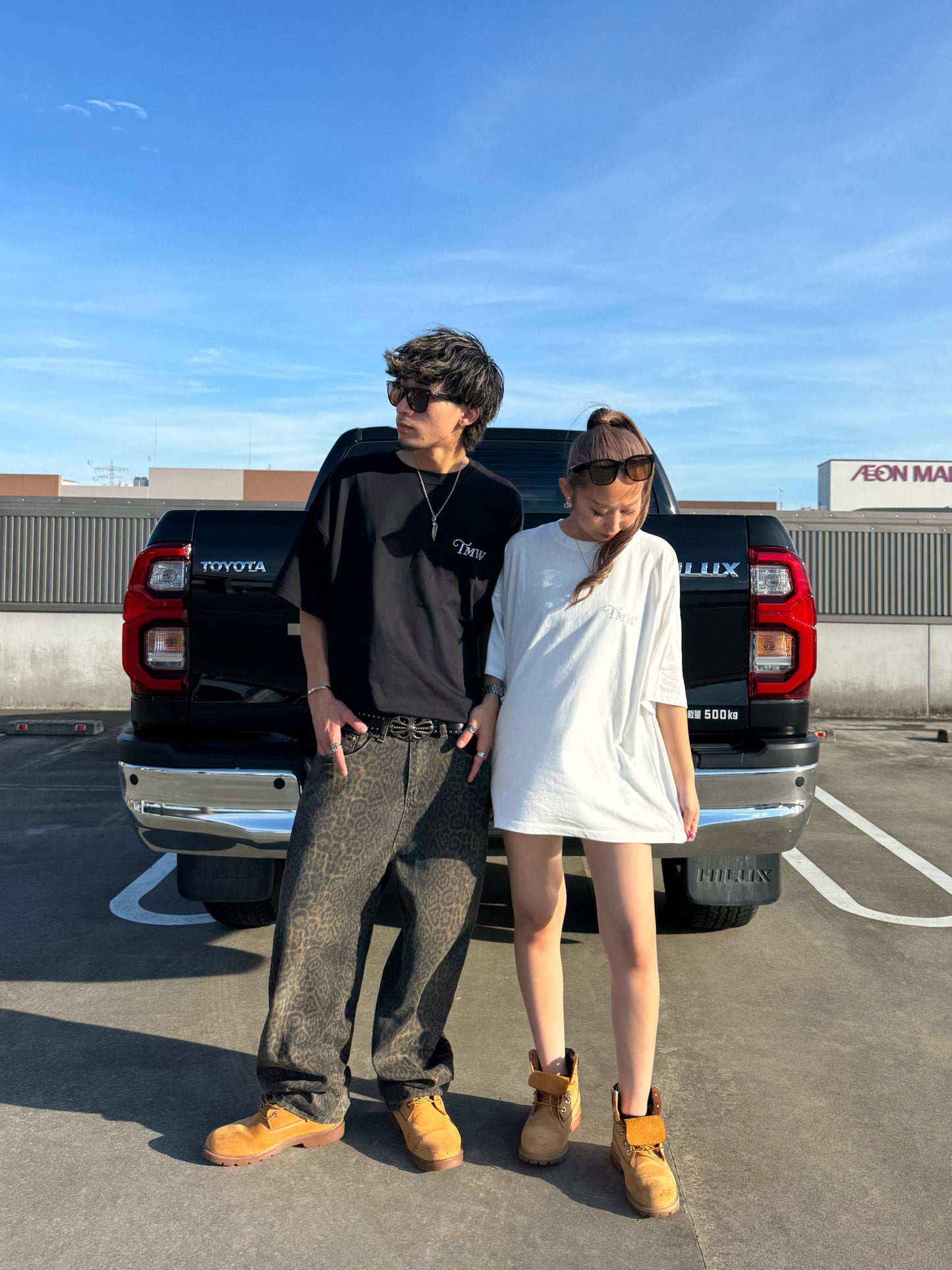 TMW stone over tee