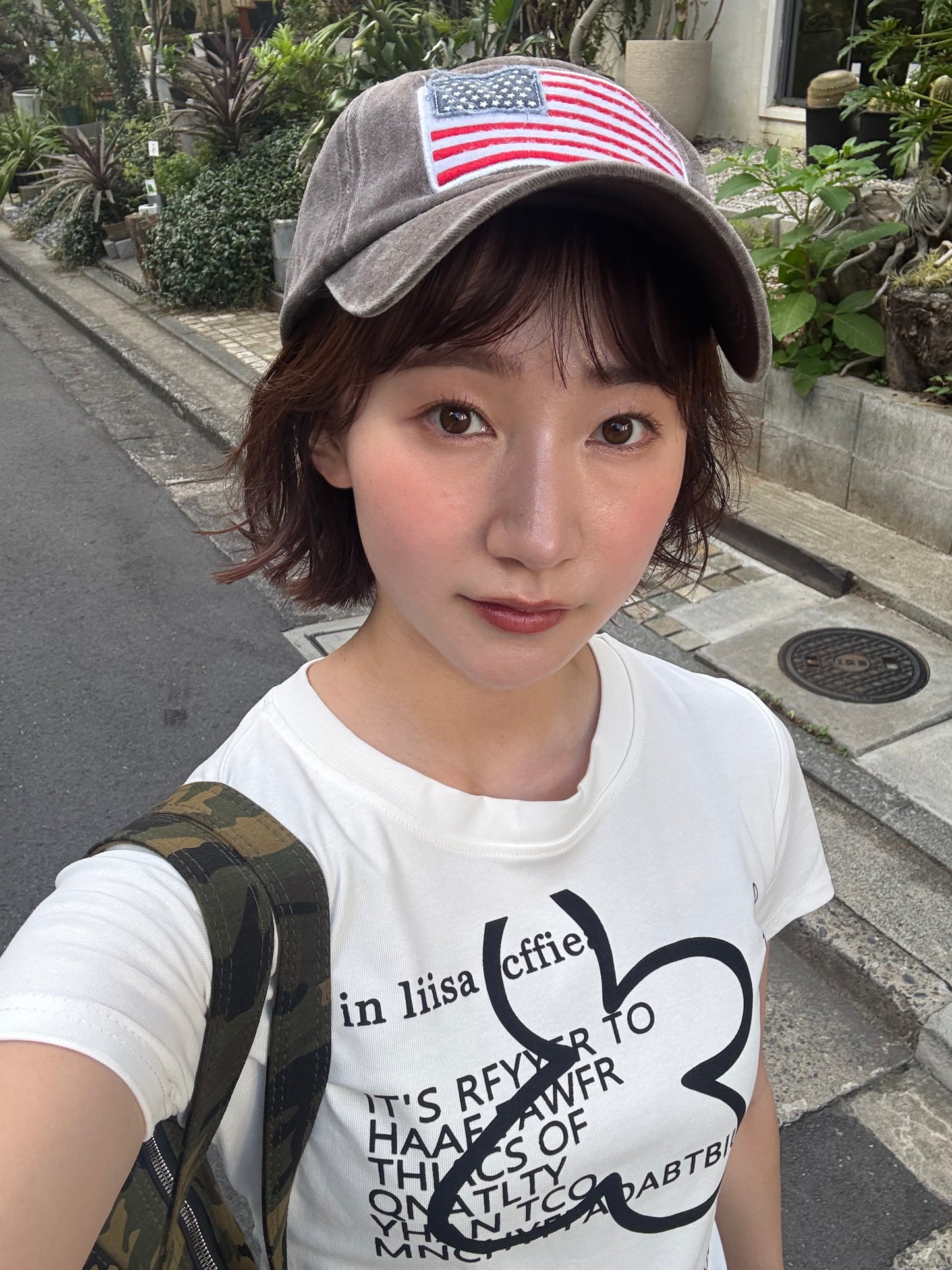 フラワープリントTシャツ DPB91027