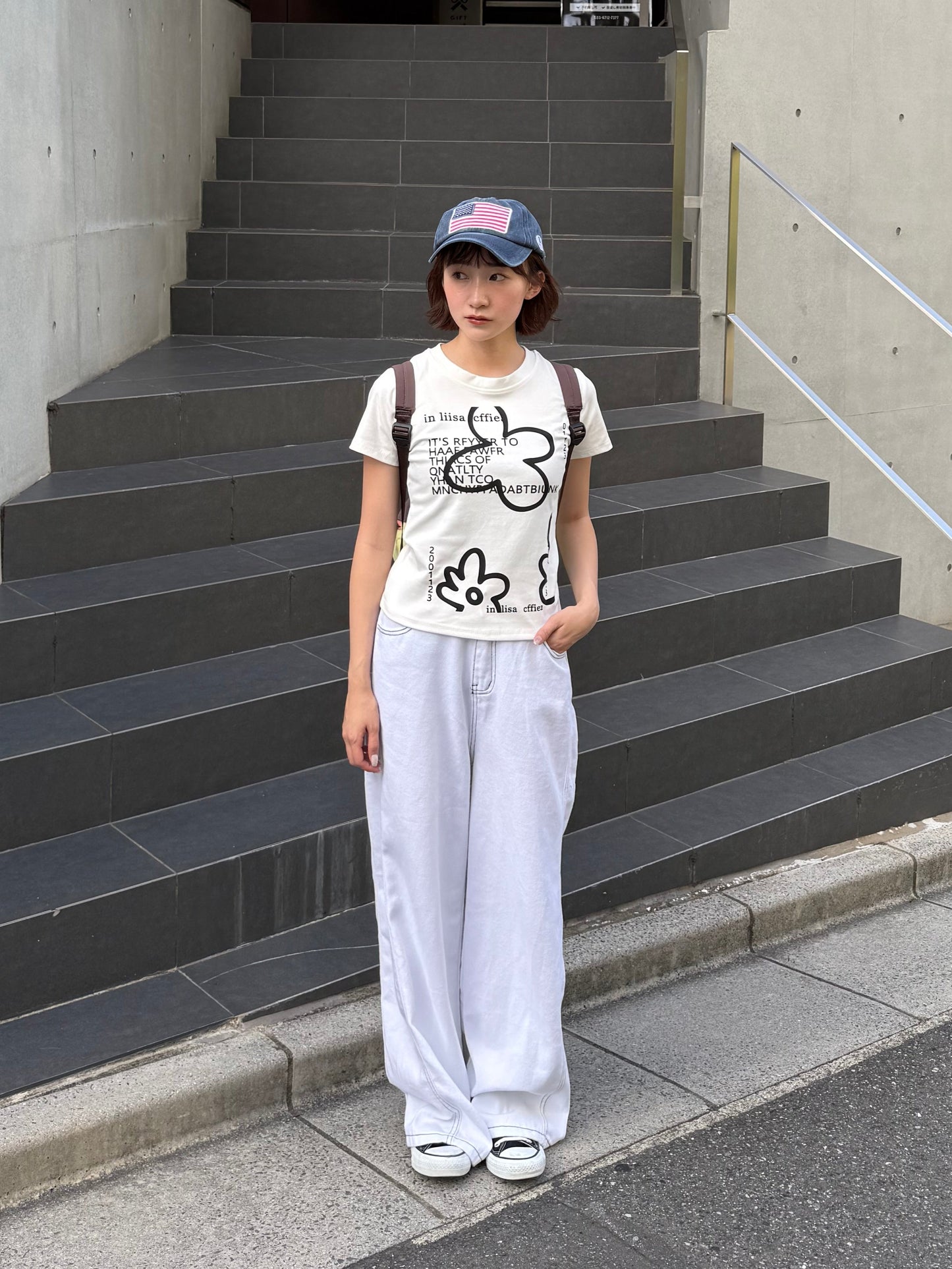 フラワープリントTシャツ DPB91027