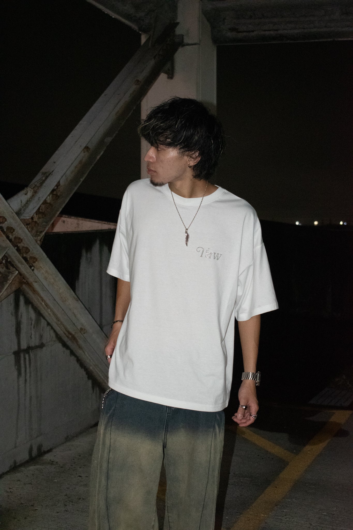 TMW stone over tee