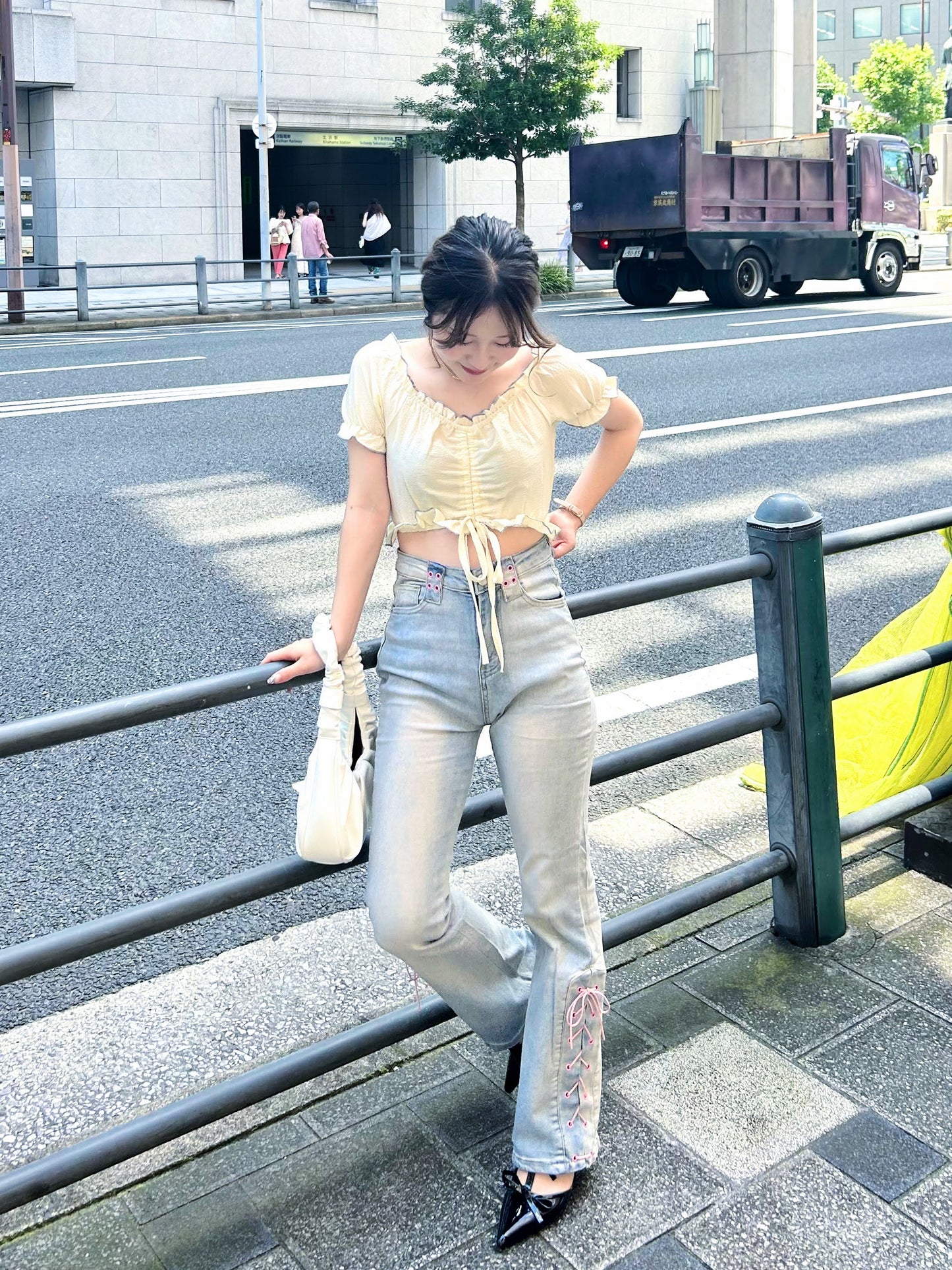 レースアップフレアデニムパンツ CPA22094