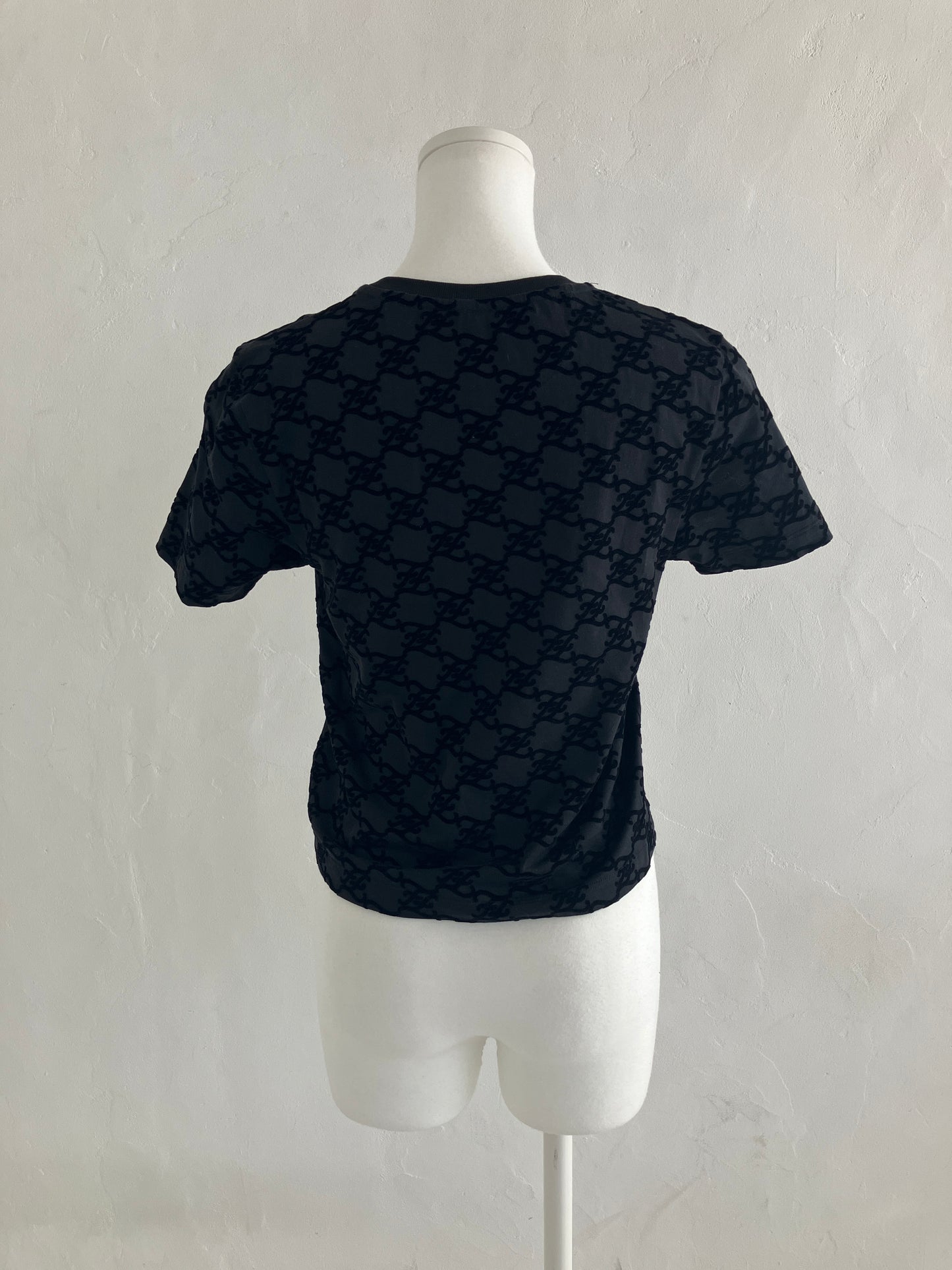 【FENDI】トップス UPA05001