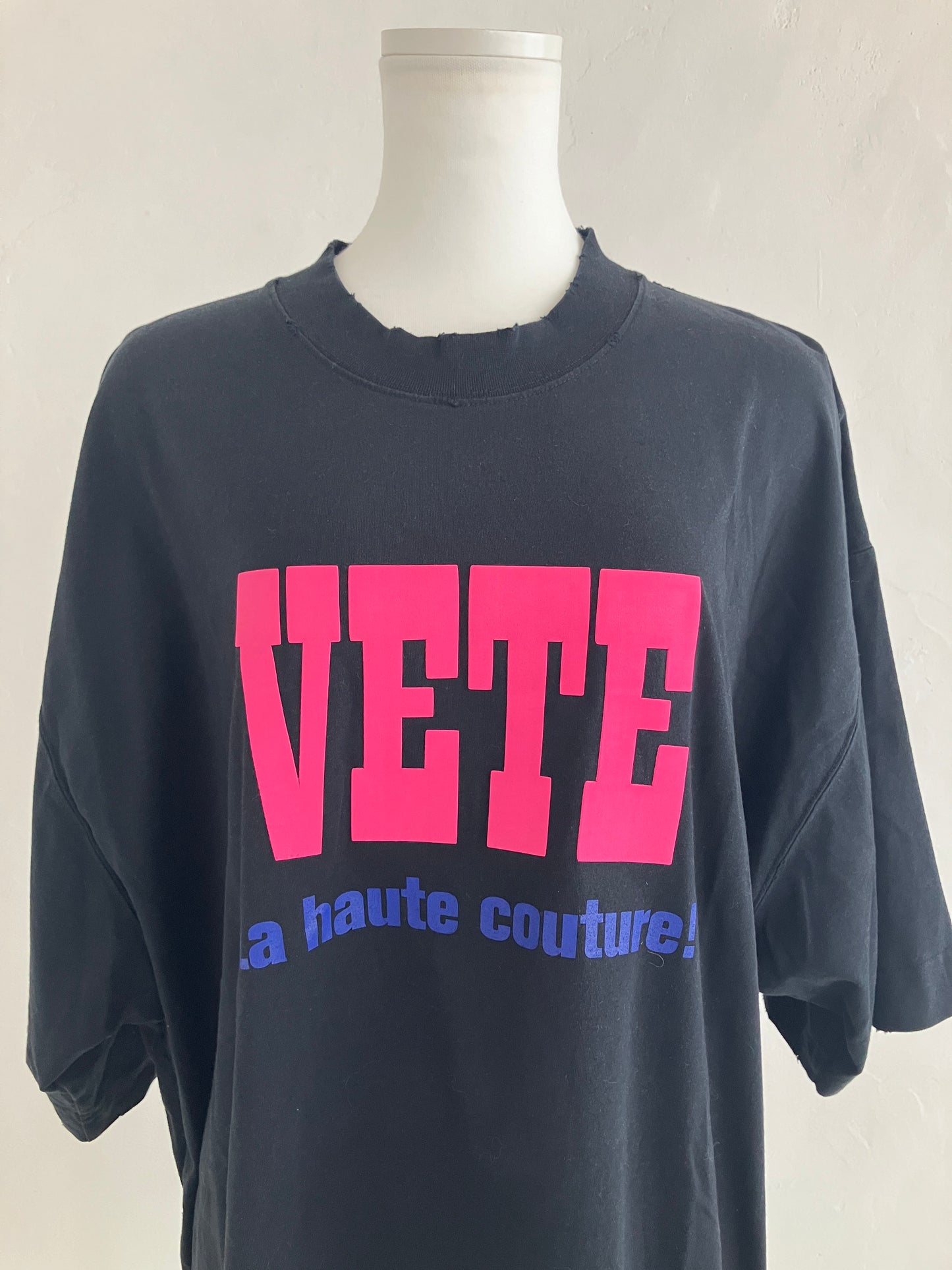 【VETEMENTS】Tシャツ UPA05011