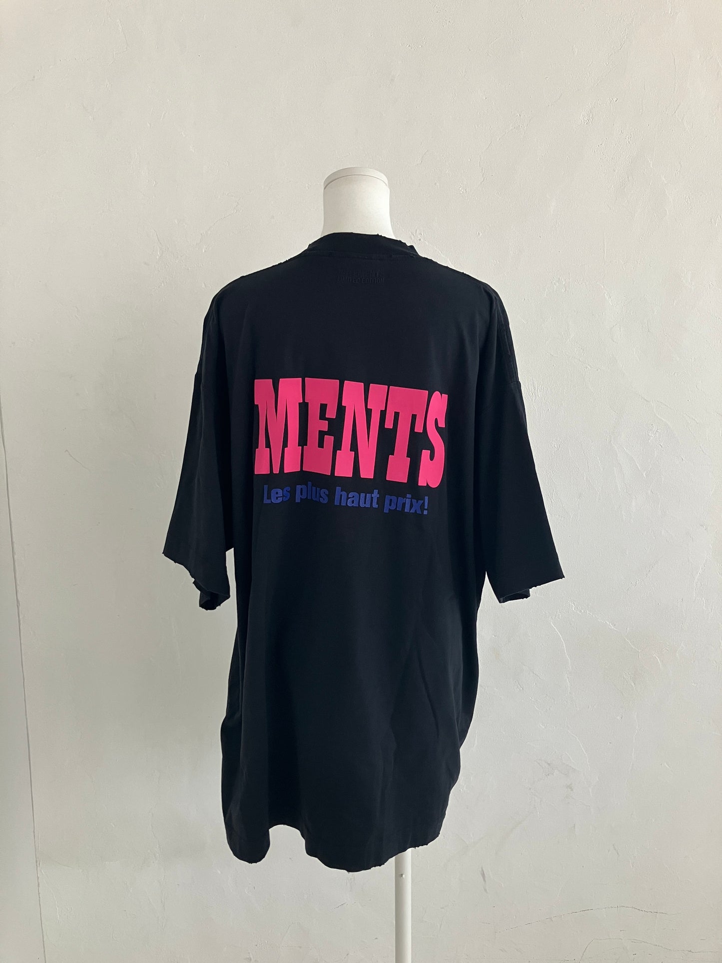 【VETEMENTS】Tシャツ UPA05011
