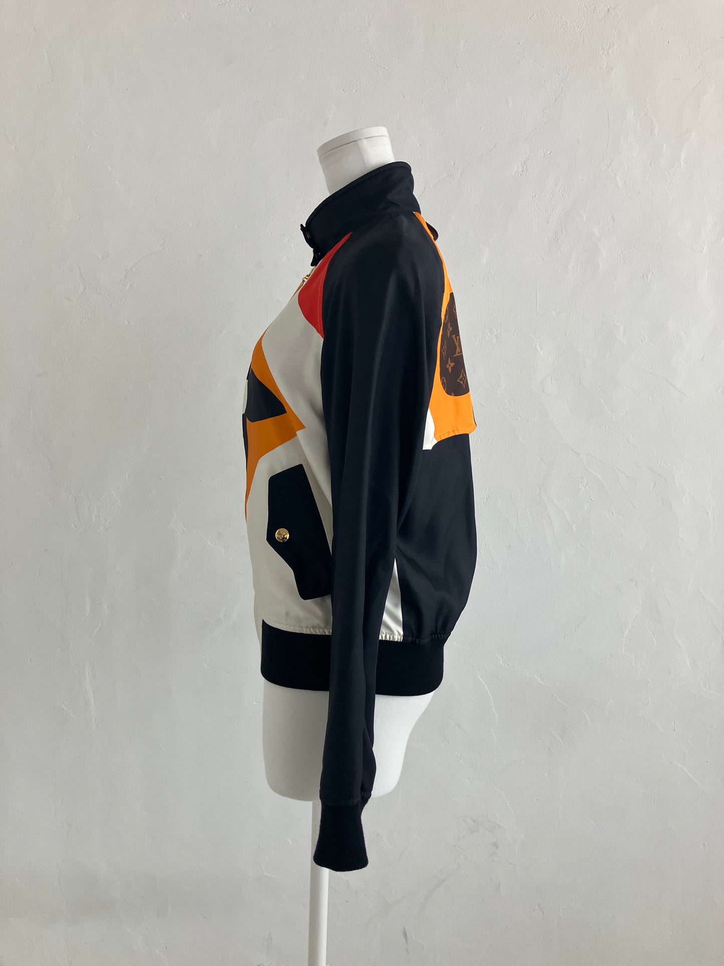 【LOUIS VUITTION】セットアップ UPA05022