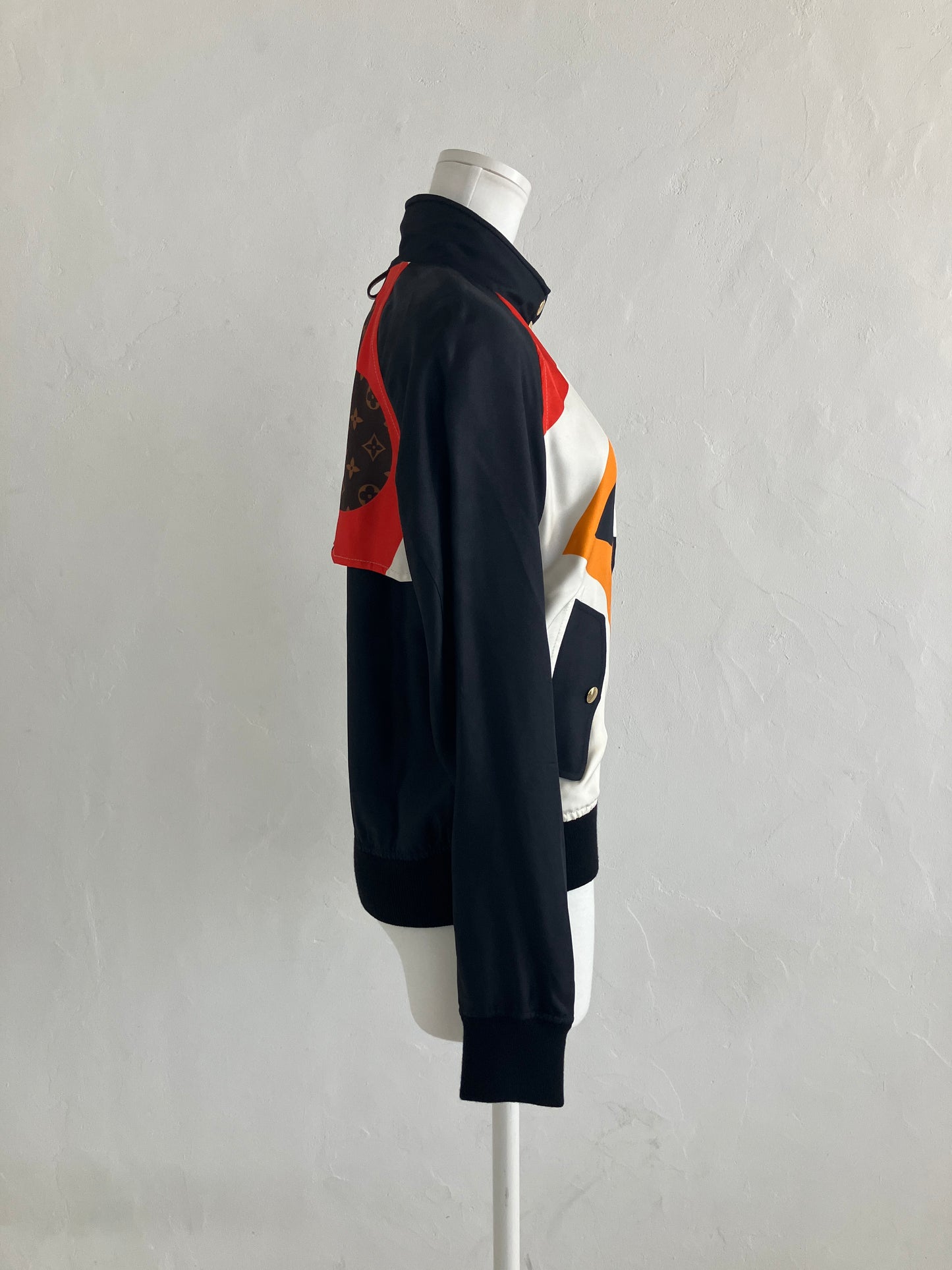 【LOUIS VUITTION】セットアップ UPA05022