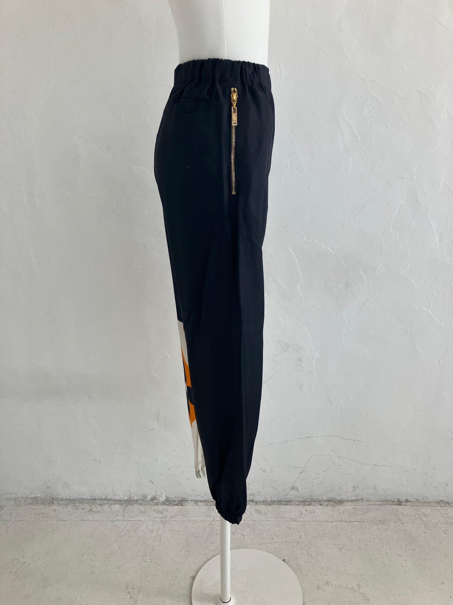 【LOUIS VUITTION】セットアップ UPA05022