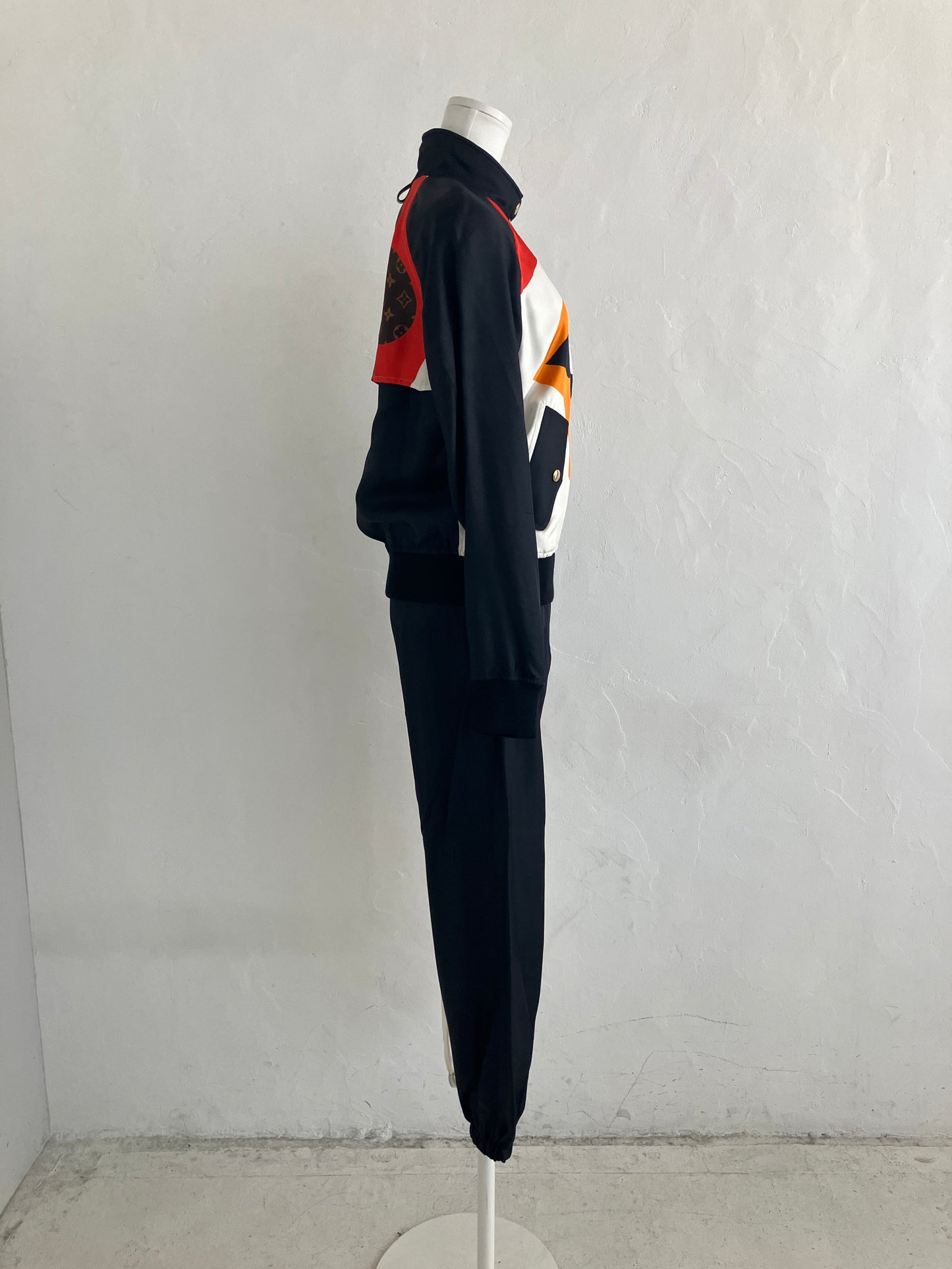 【LOUIS VUITTION】セットアップ UPA05022