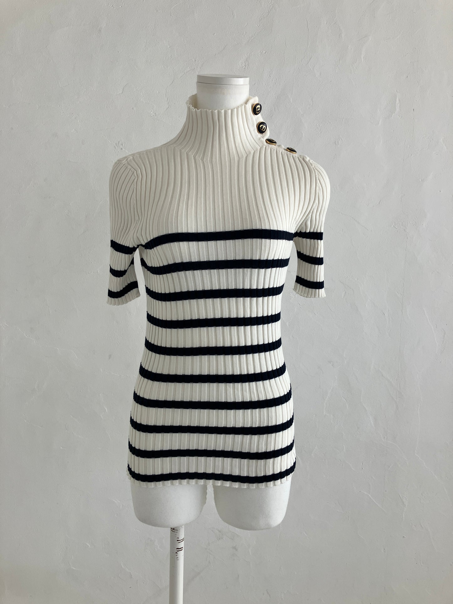 【Dior】ニットトップス UPA05035