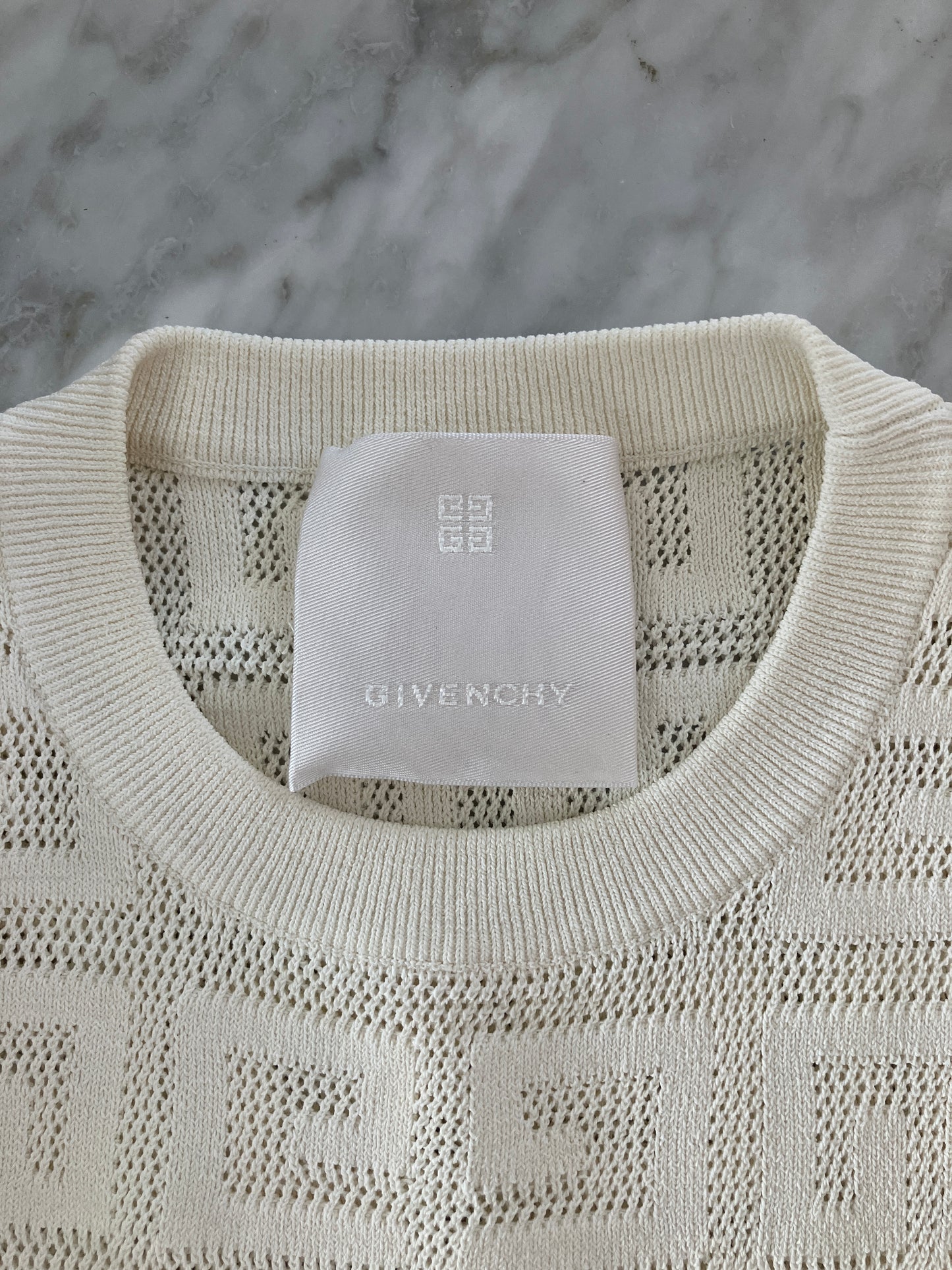 【GIVENCHY】トップス UPA05036