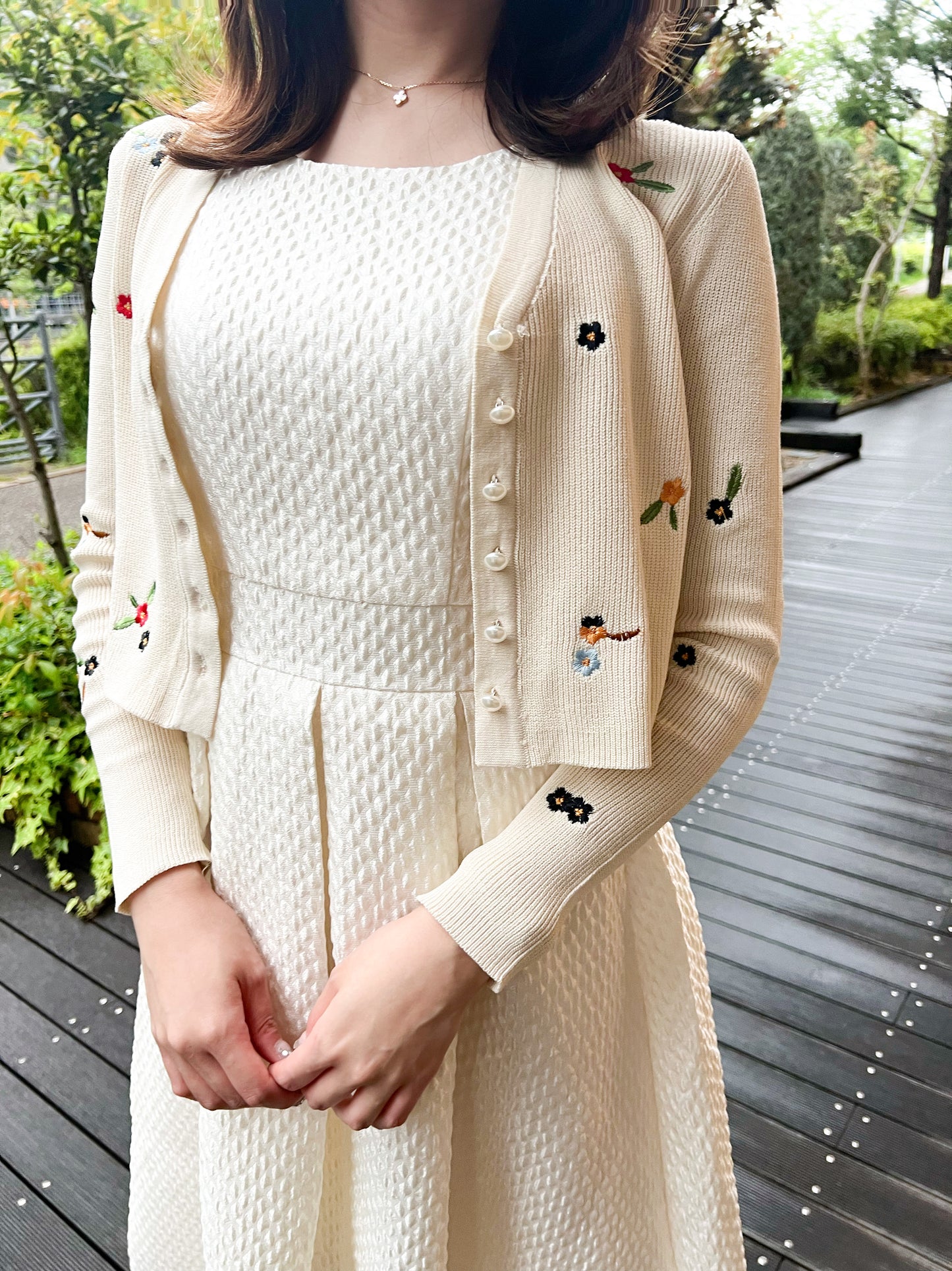 フラワー刺繍カーディガン CPA32010