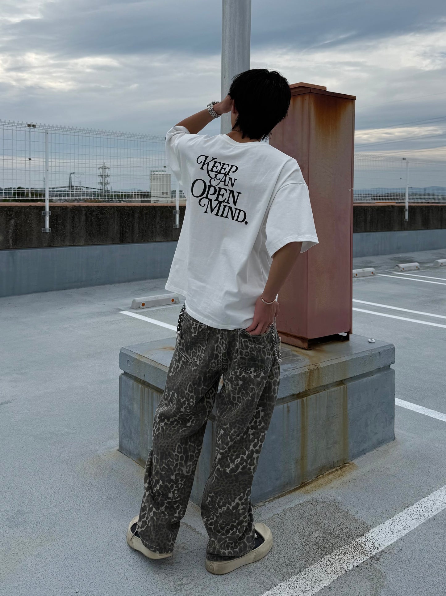 TMW stone over tee