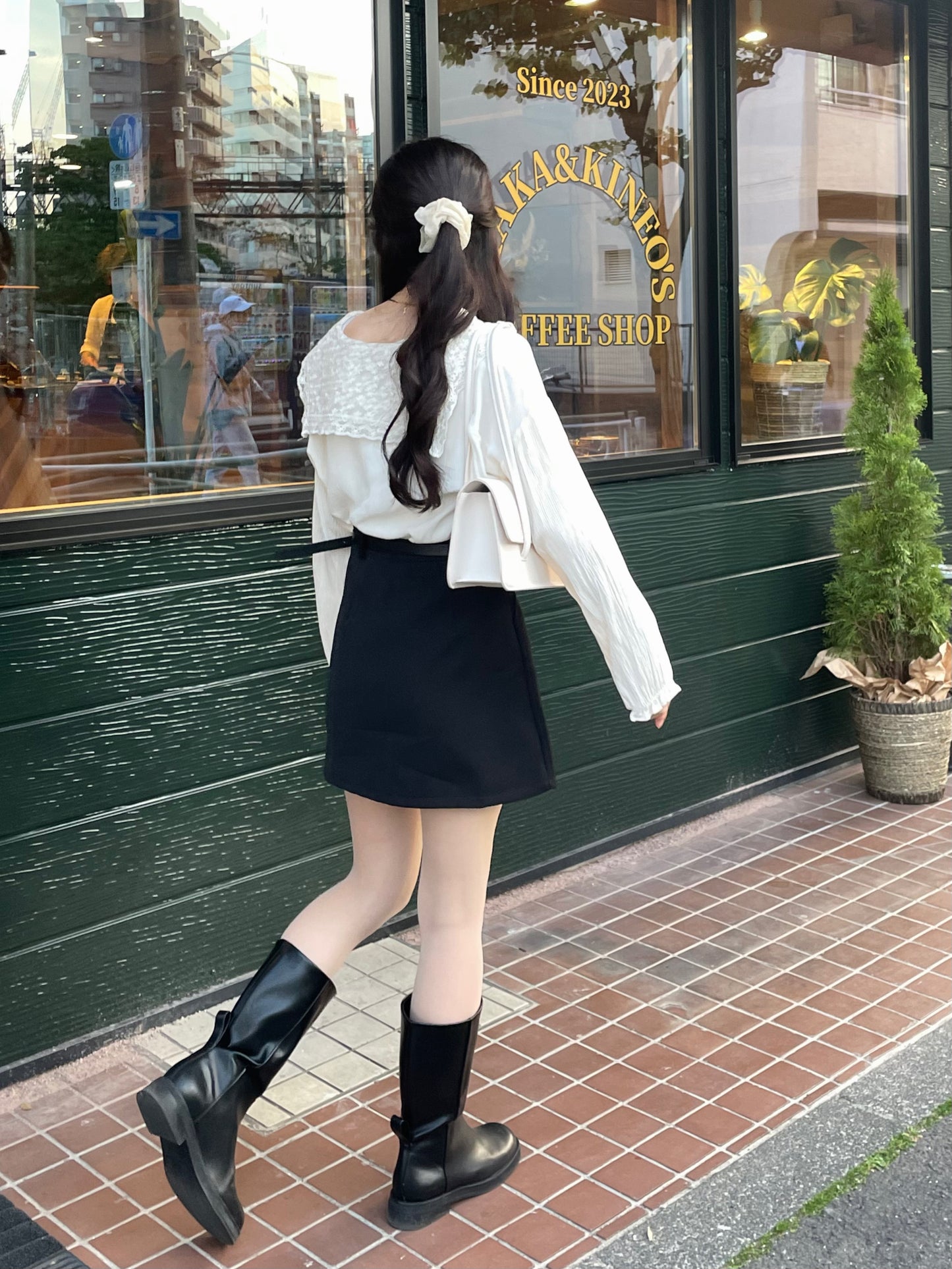 シンプルブラックスカート CPA20066