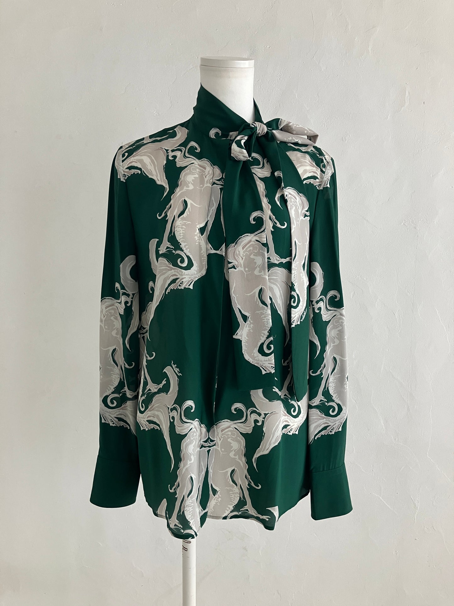 【VALENTINO】シャツ UPA05100