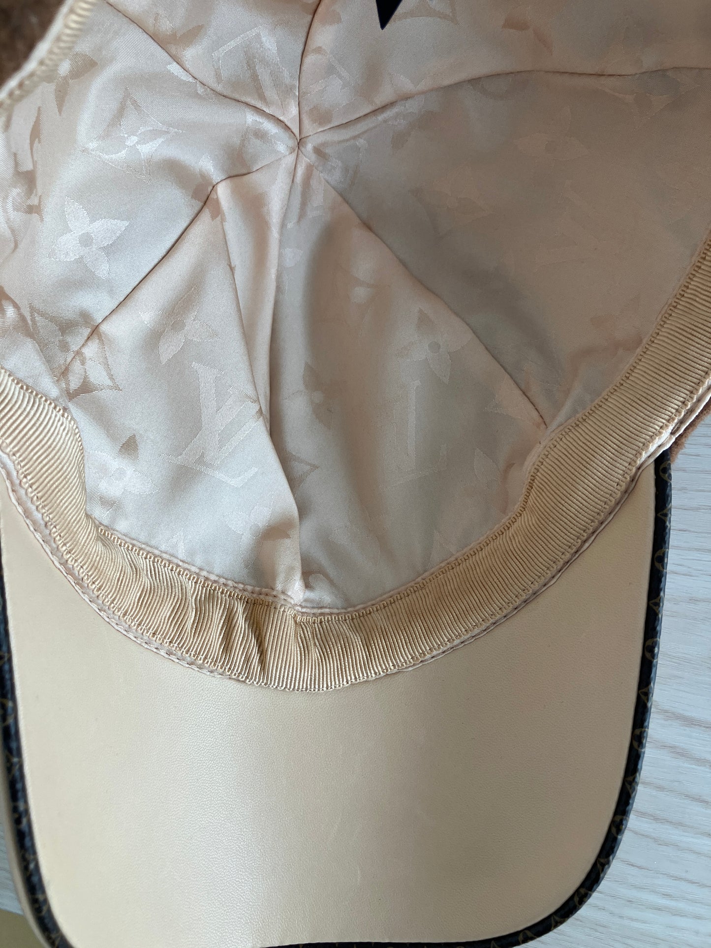 【LOUIS VUITTION】キャップ UPA05128