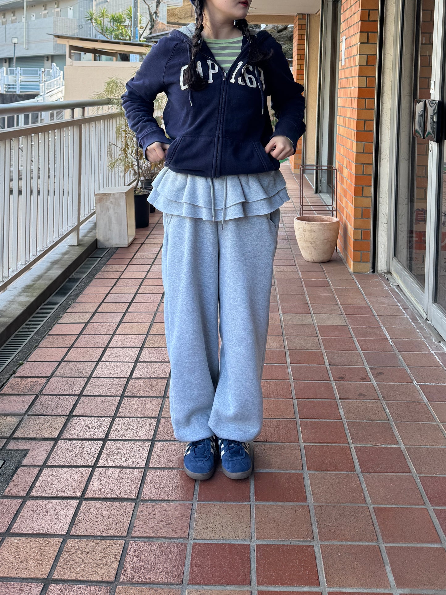 フリルデザインスウェットパンツ DPB84078